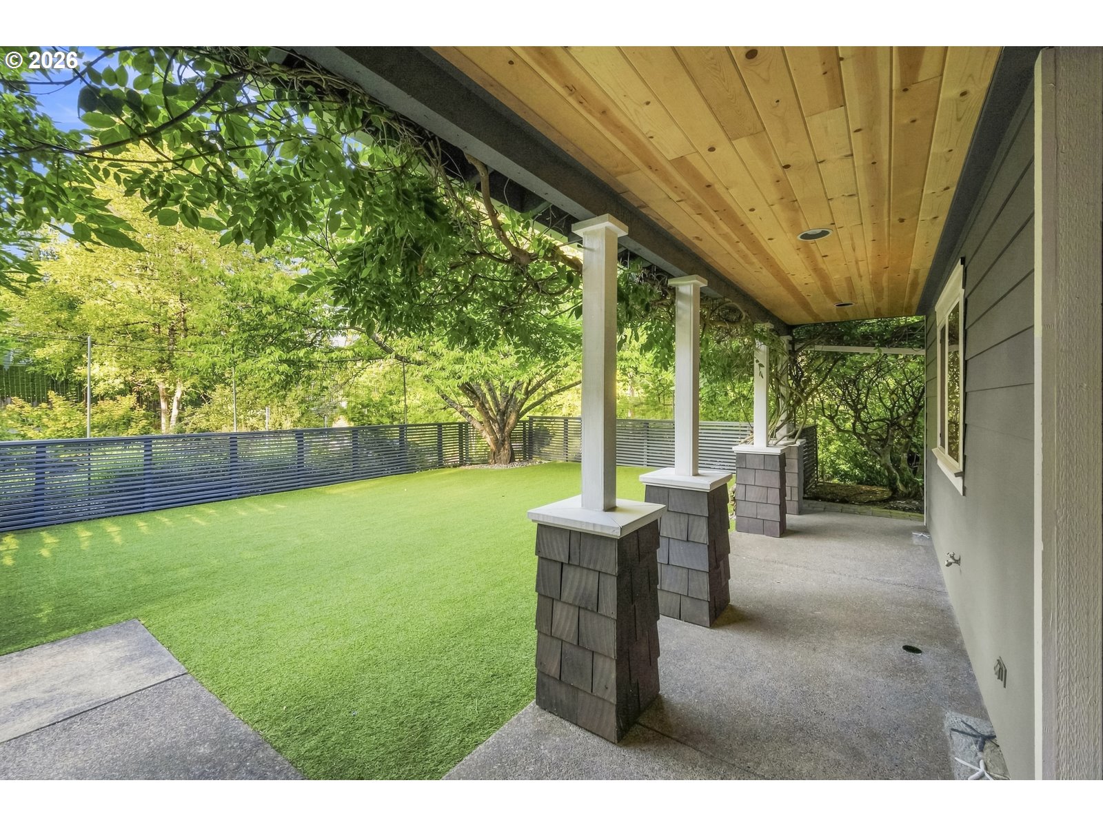 2620 Sw Texas St Property Photo 8