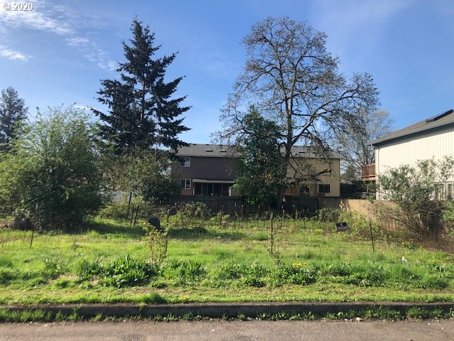 Bybee Blvd Property Photo 3