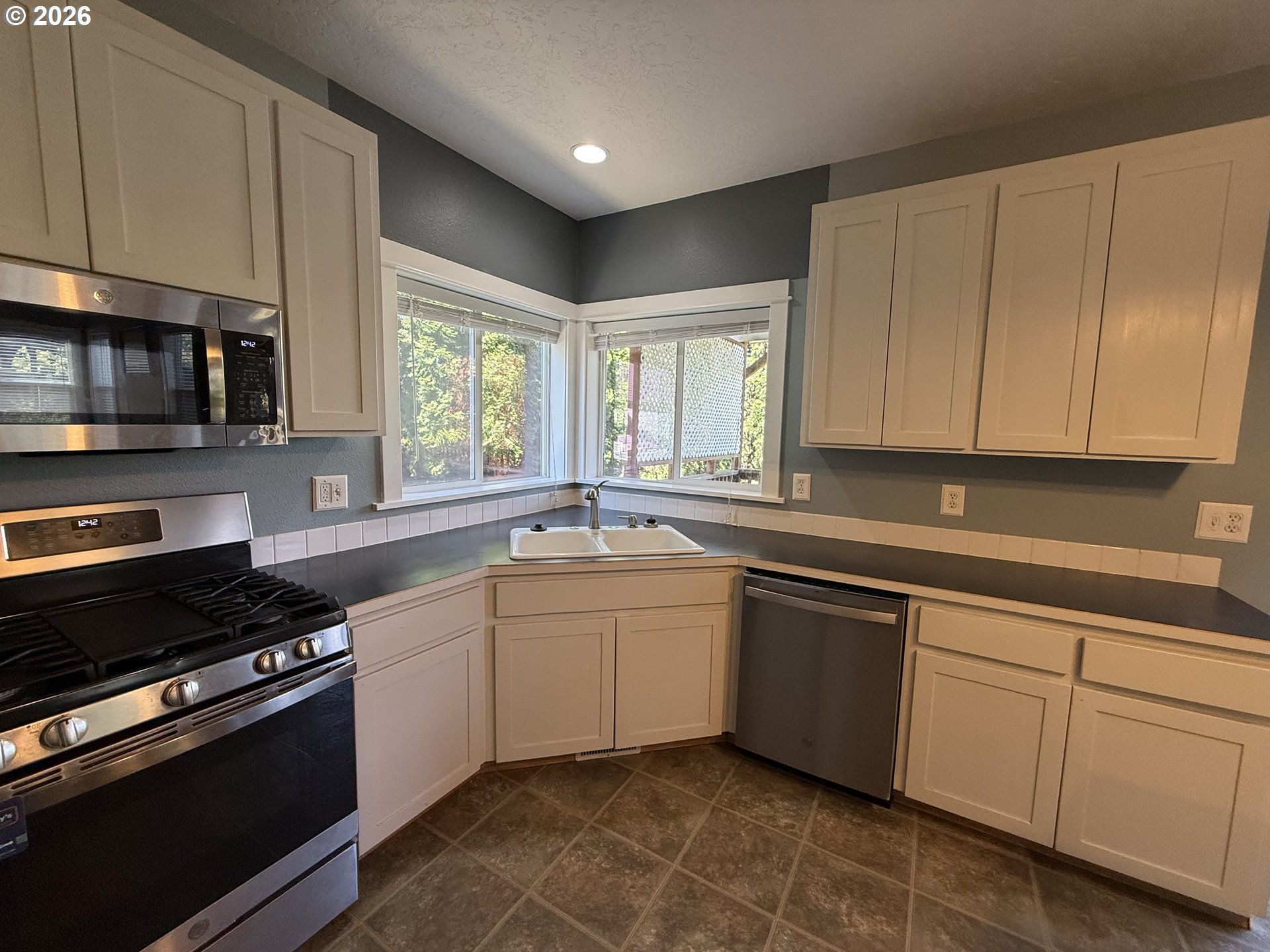 3408 Ambleside Dr Property Photo 15