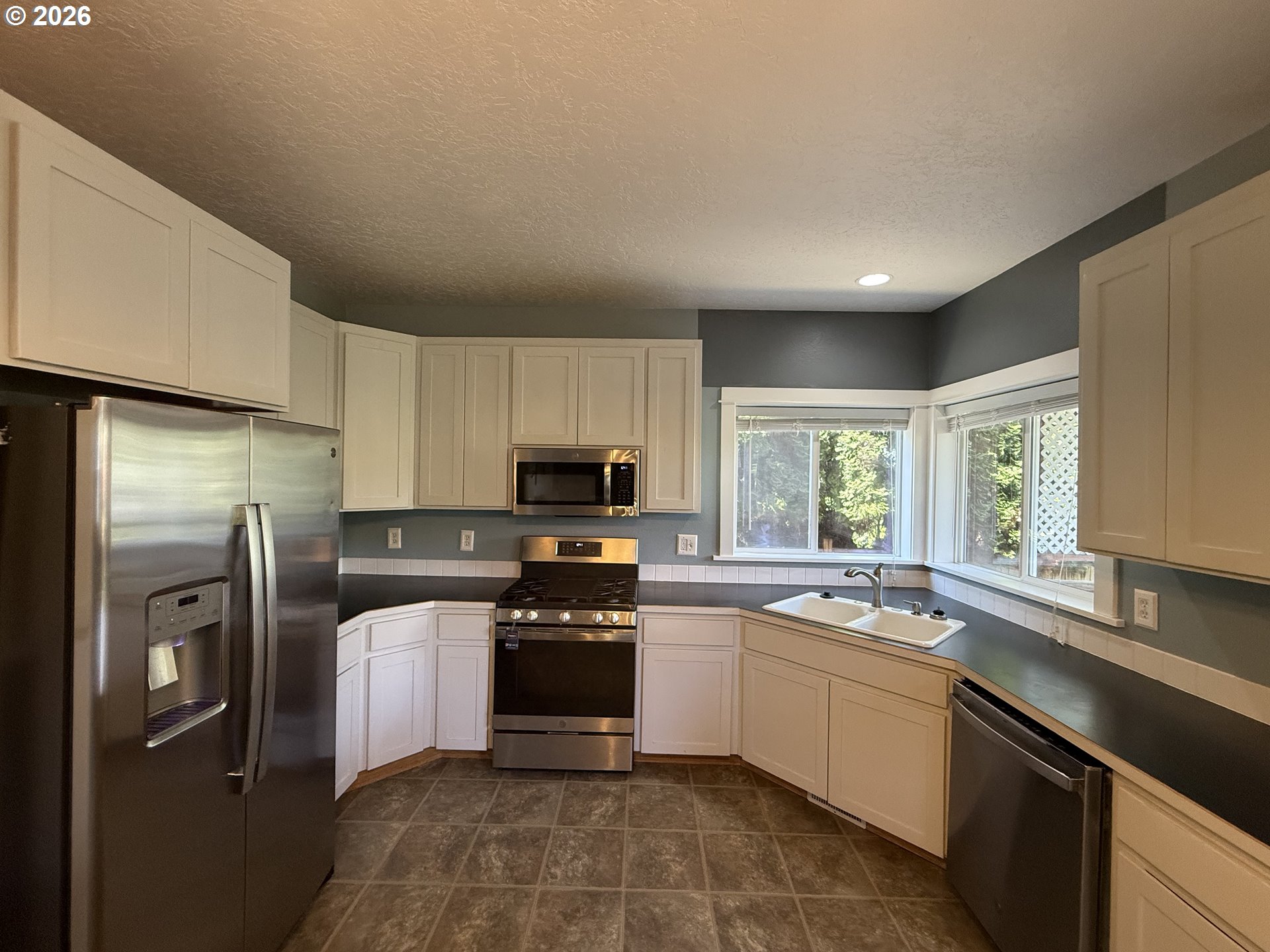 3408 Ambleside Dr Property Photo 21