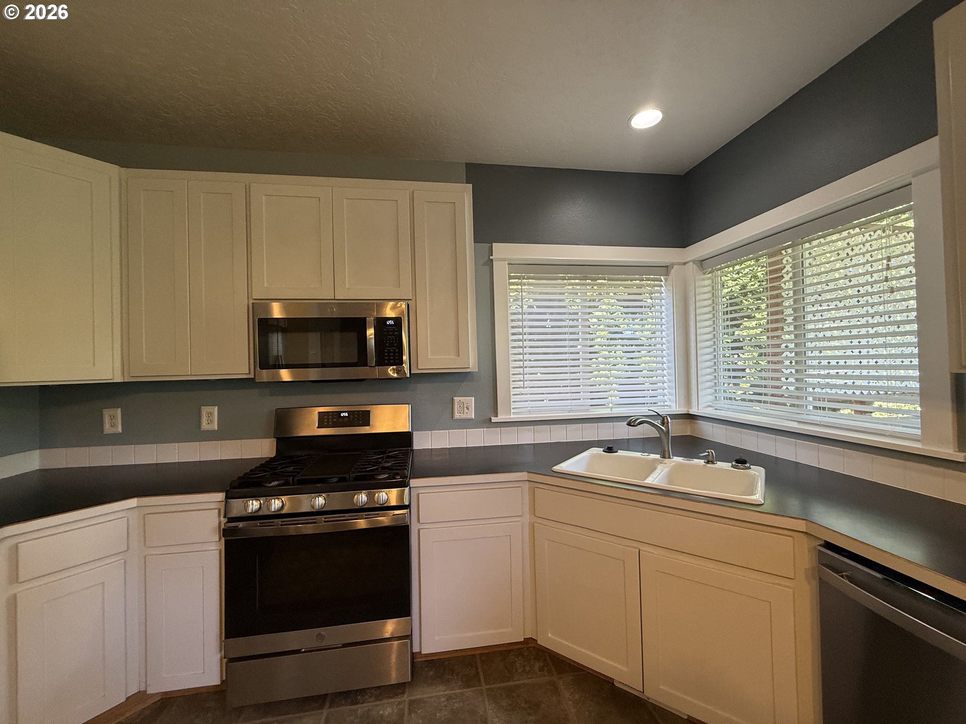 3408 Ambleside Dr Property Photo 41