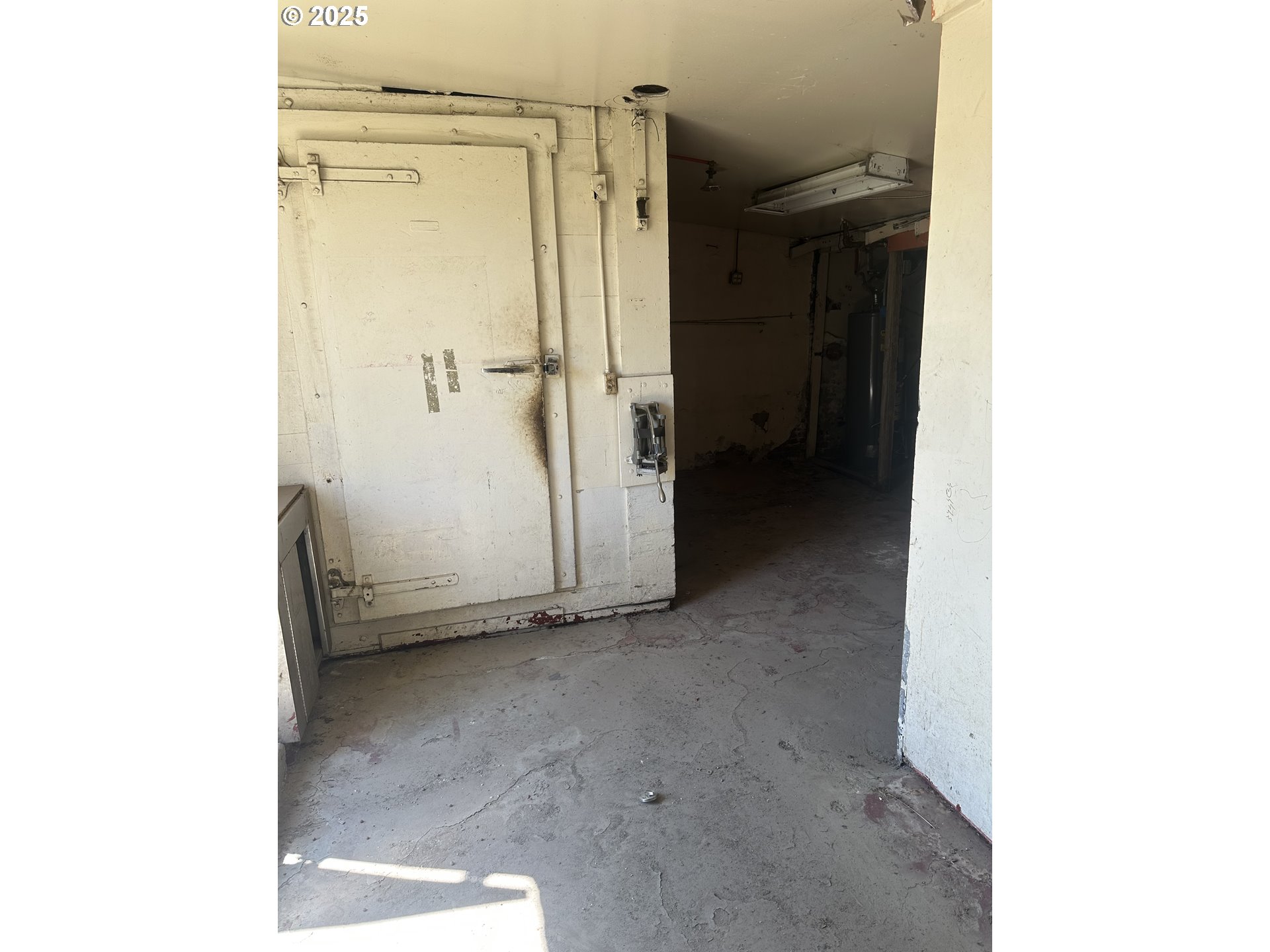 113 Main St Property Photo 5