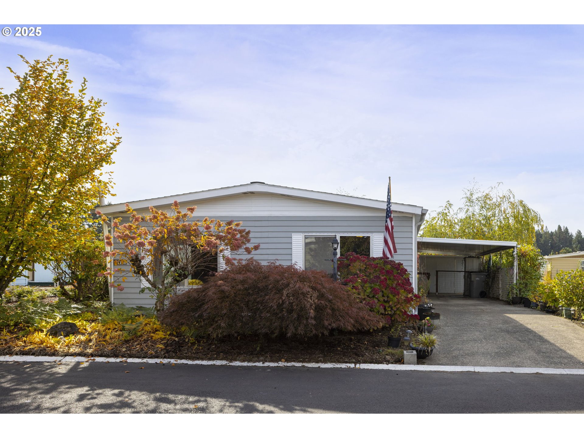 17169 SW ELDORADO DR Property Photo 1