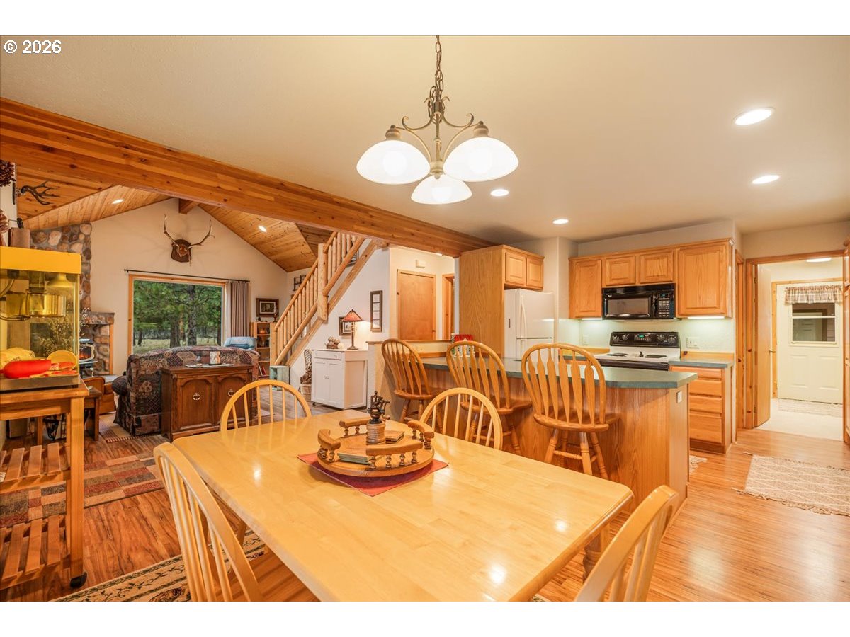 152038 Conestoga Rd Property Photo 6