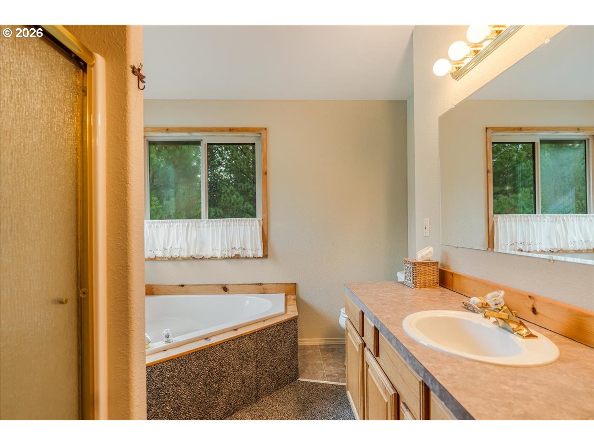 152038 Conestoga Rd Property Photo 22