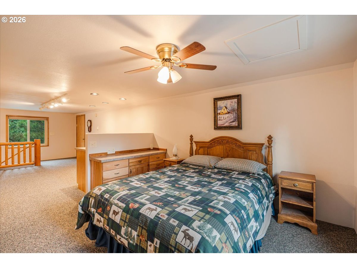 152038 Conestoga Rd Property Photo 24