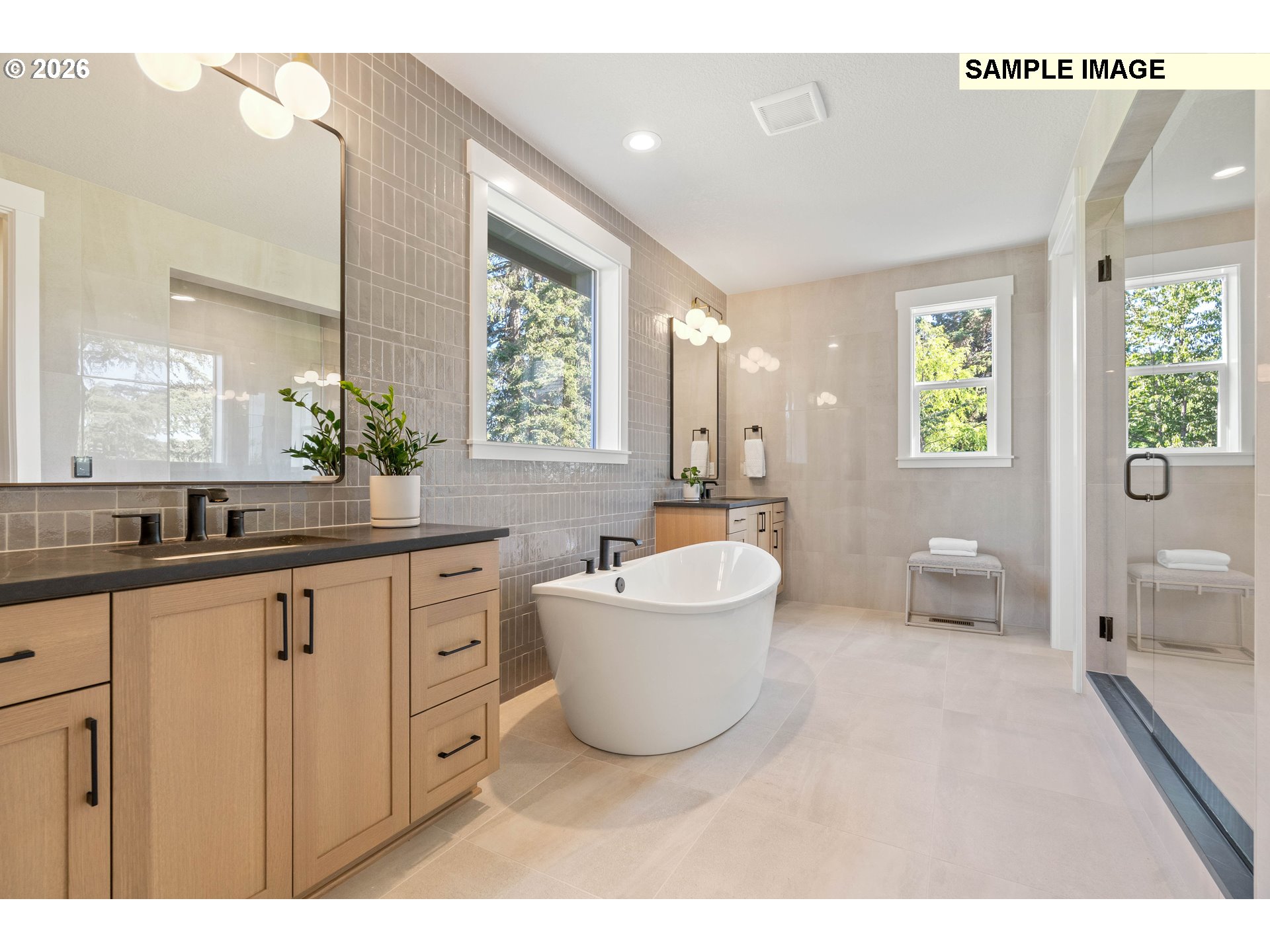 4587 Calaroga Dr Property Photo 8