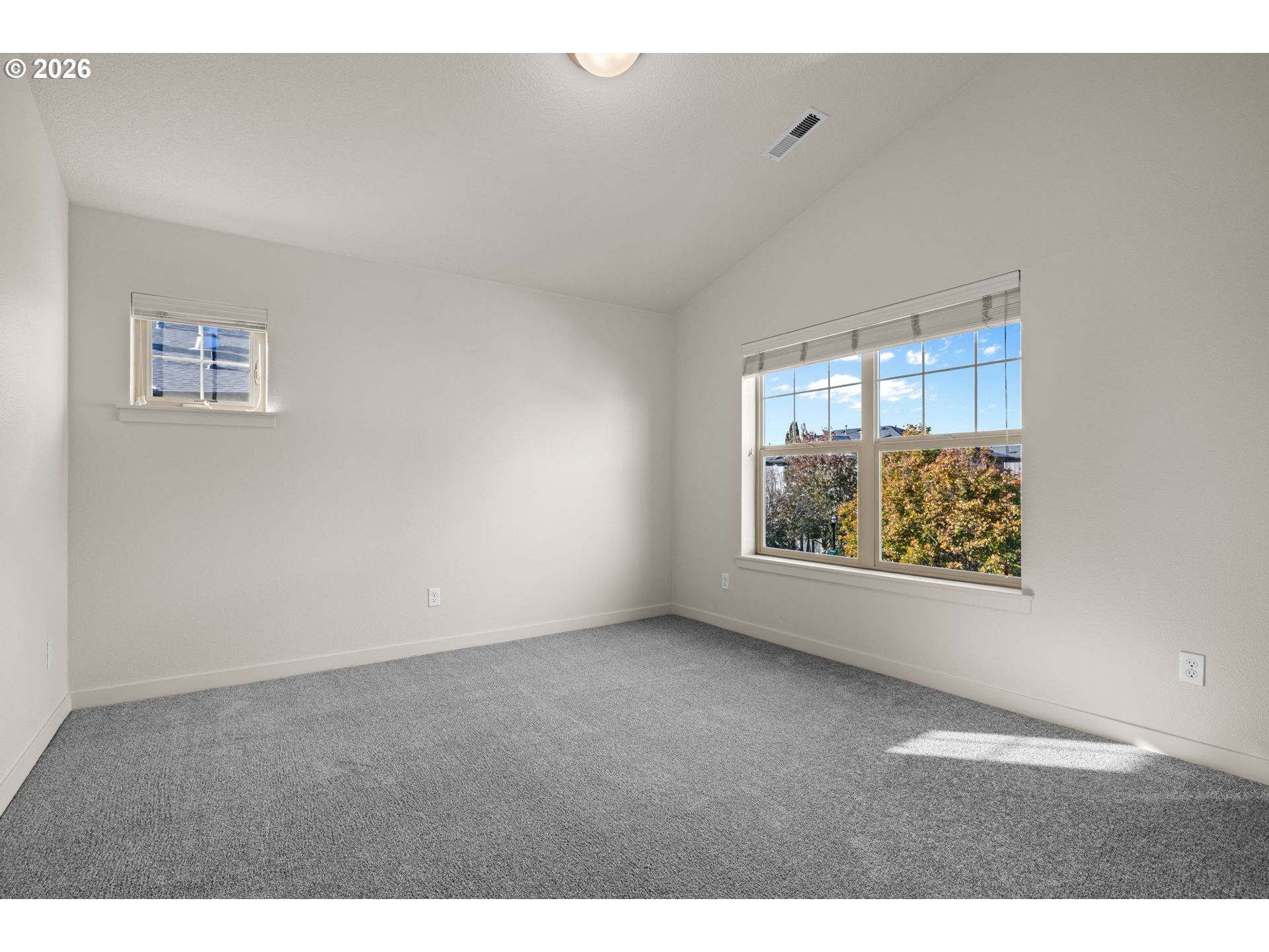 8778 Ne Delamere Way Property Photo 18