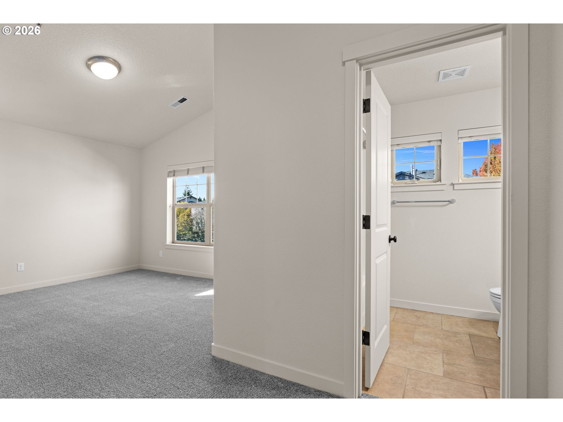 8778 Ne Delamere Way Property Photo 19