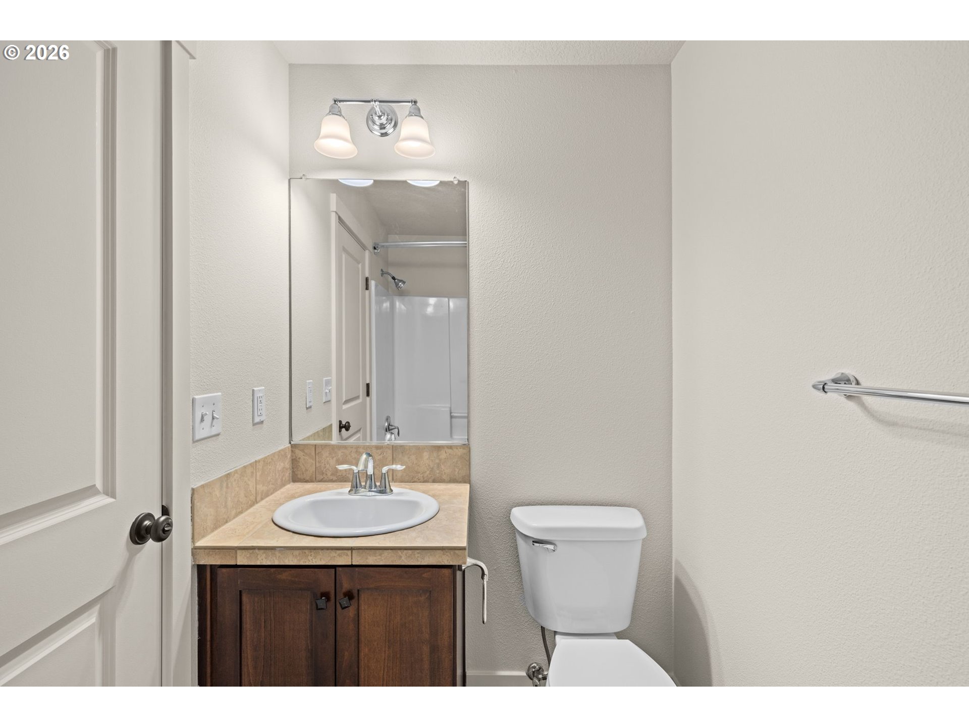 8778 Ne Delamere Way Property Photo 25