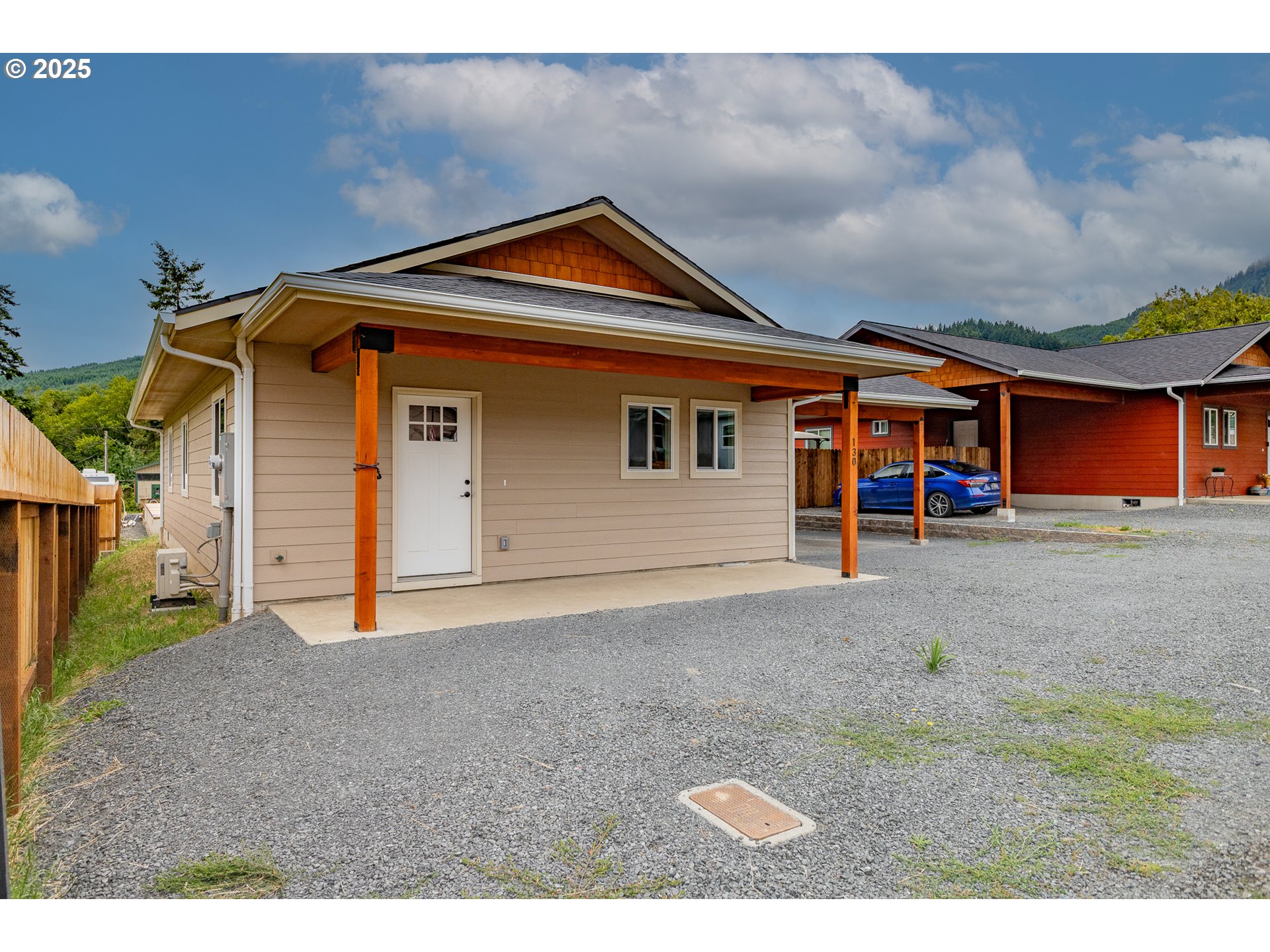 130 E Date Property Photo 3