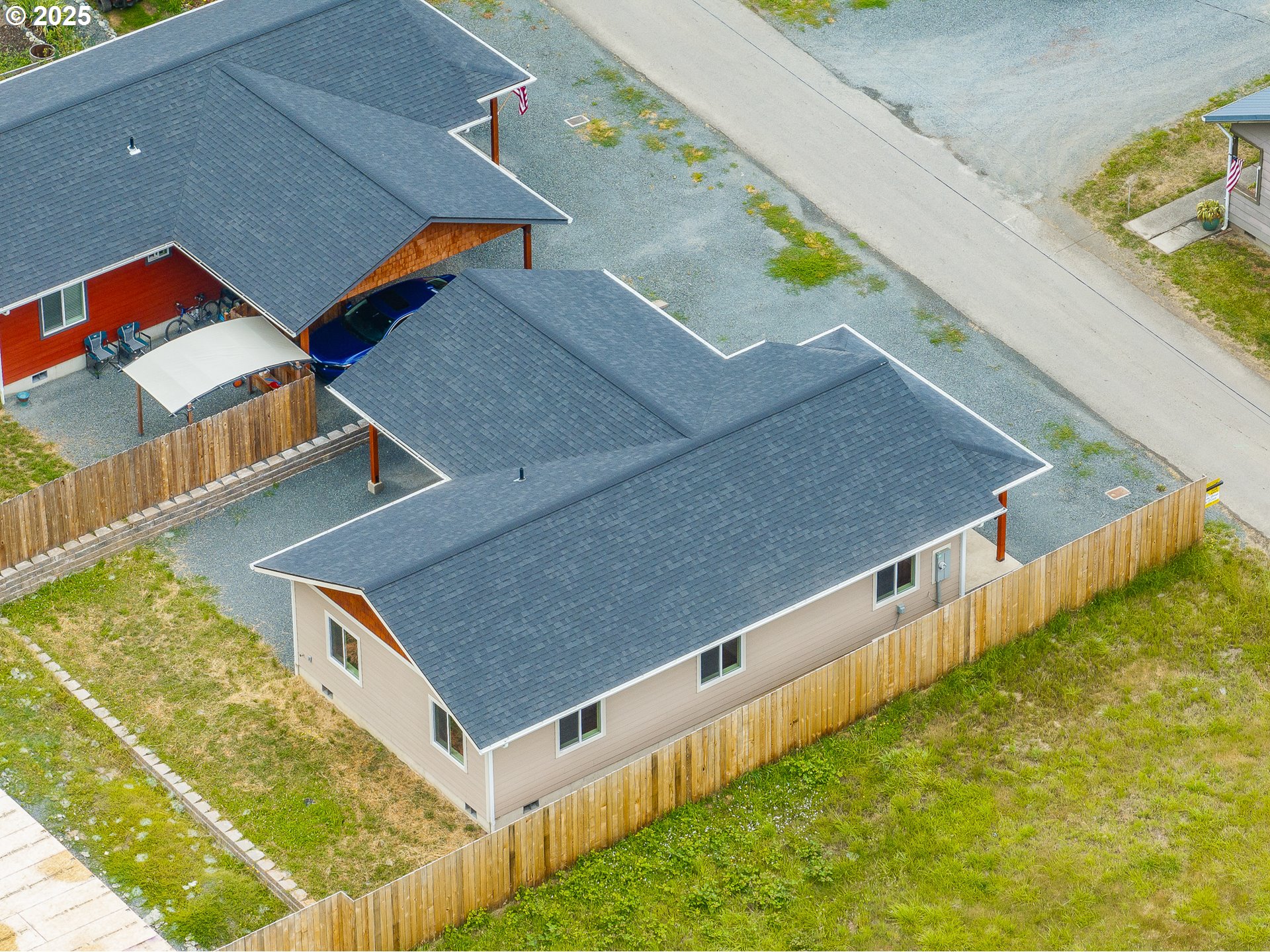 130 E Date Property Photo 6
