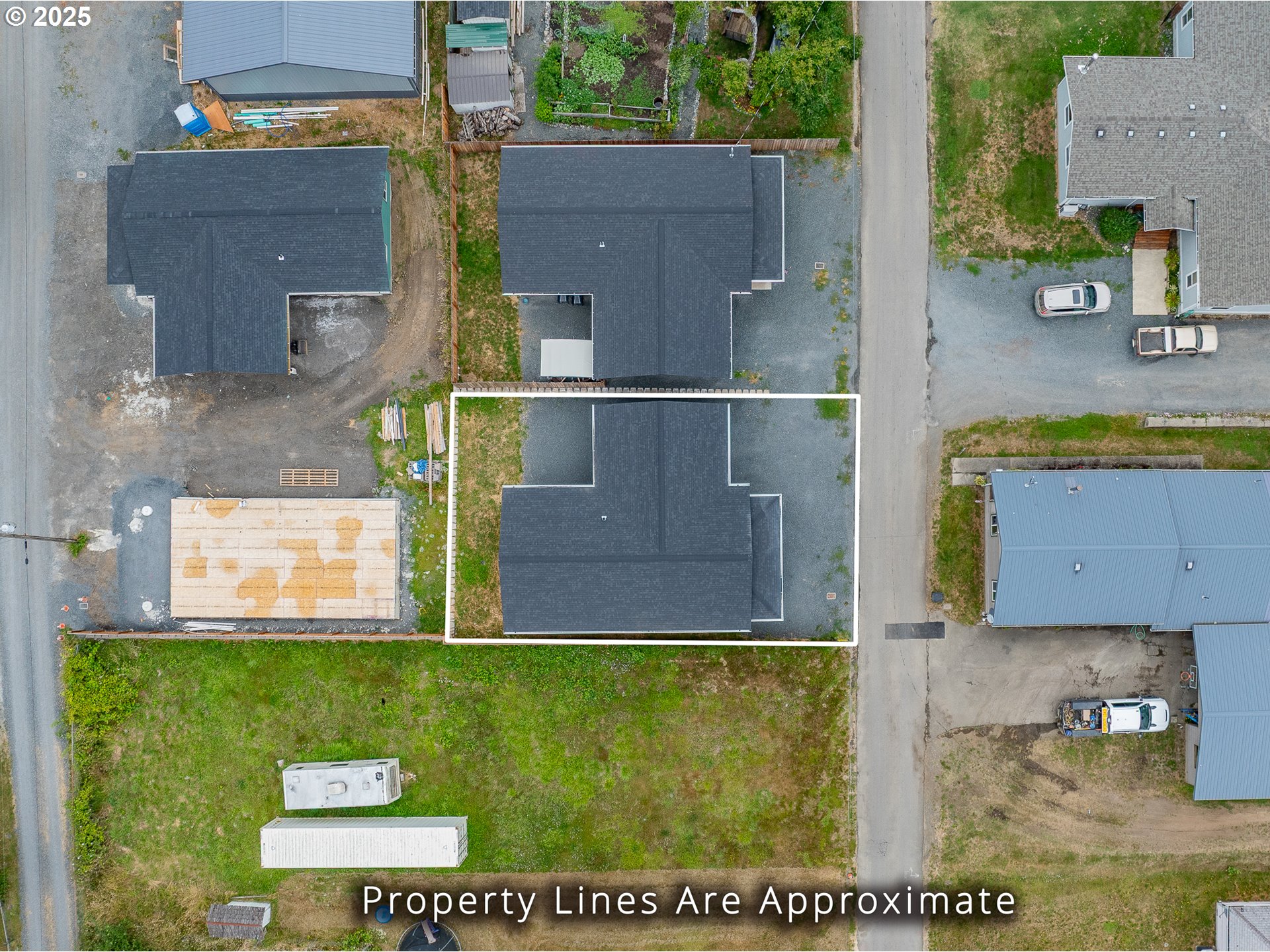 130 E Date Property Photo 7
