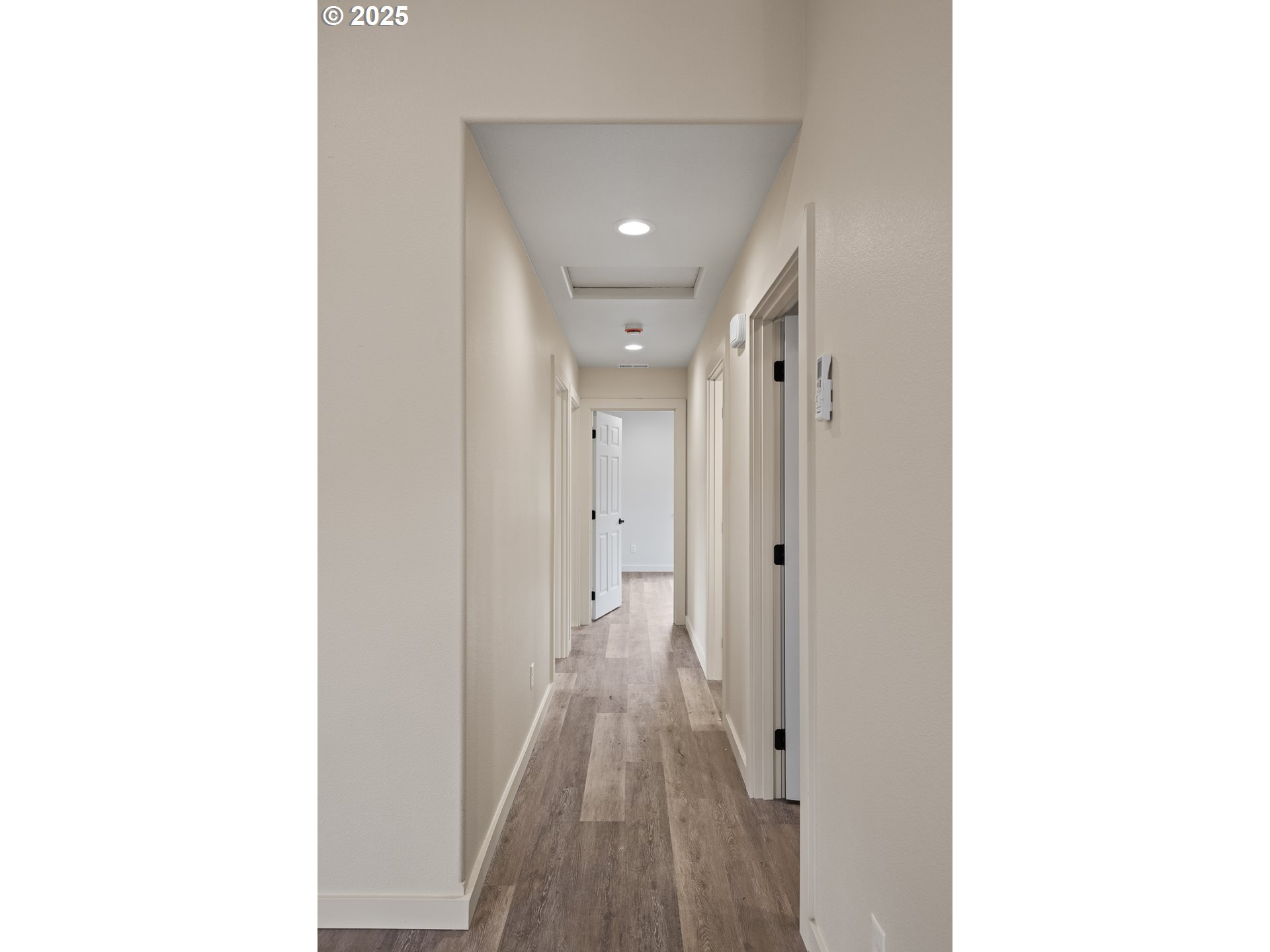130 E Date Property Photo 18