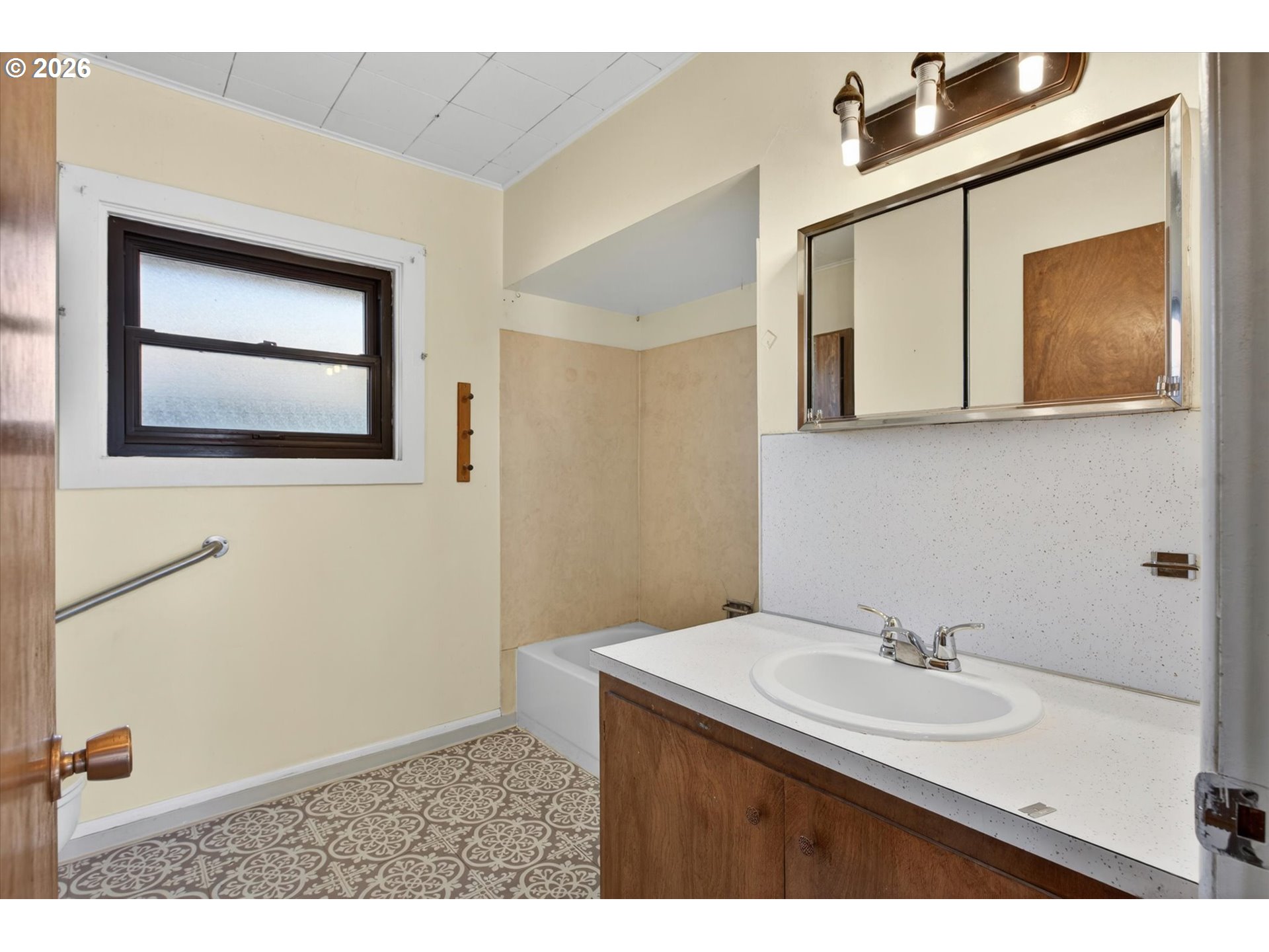 1235 Valley Ave Property Photo 9
