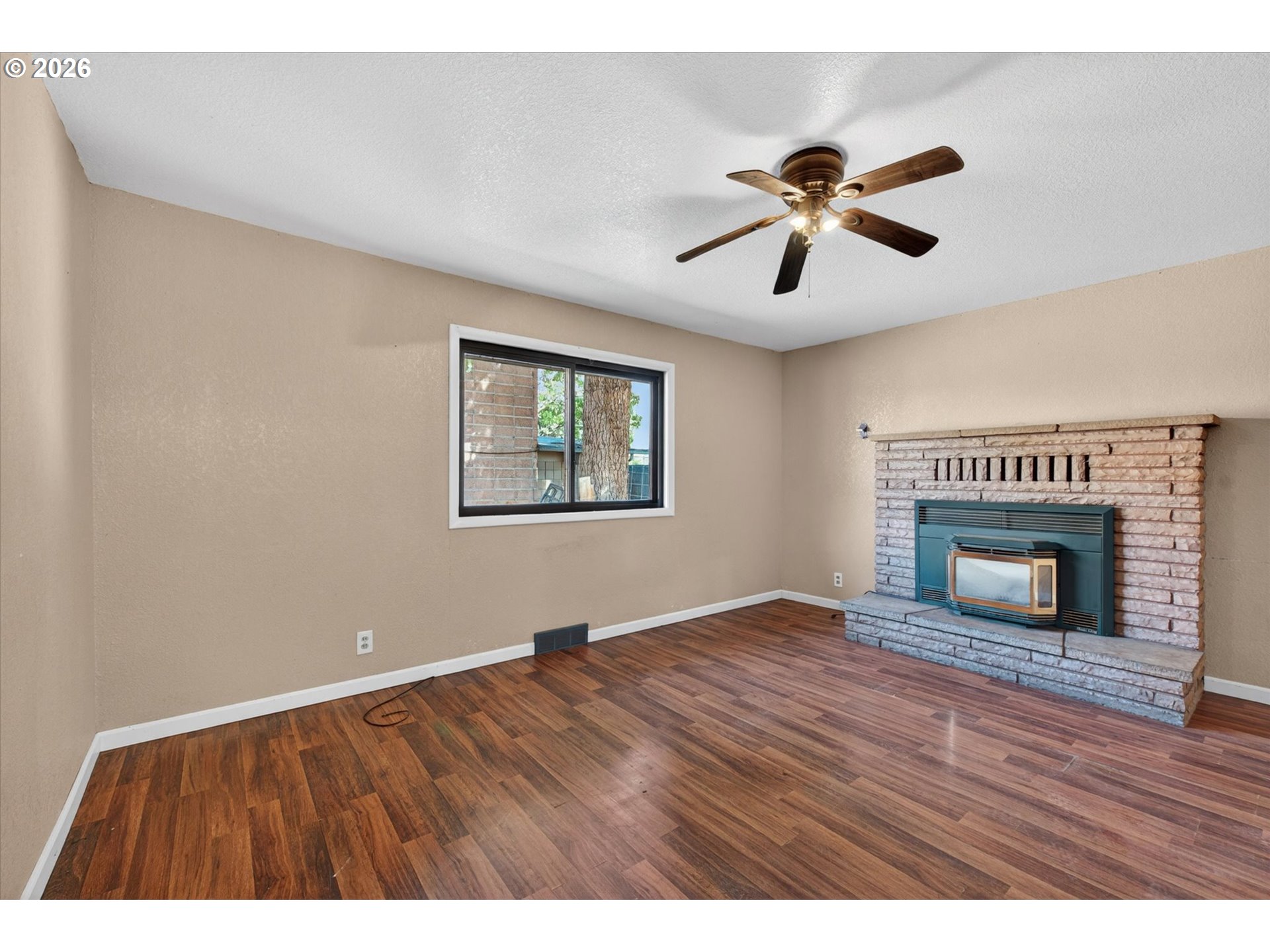 1235 Valley Ave Property Photo 16