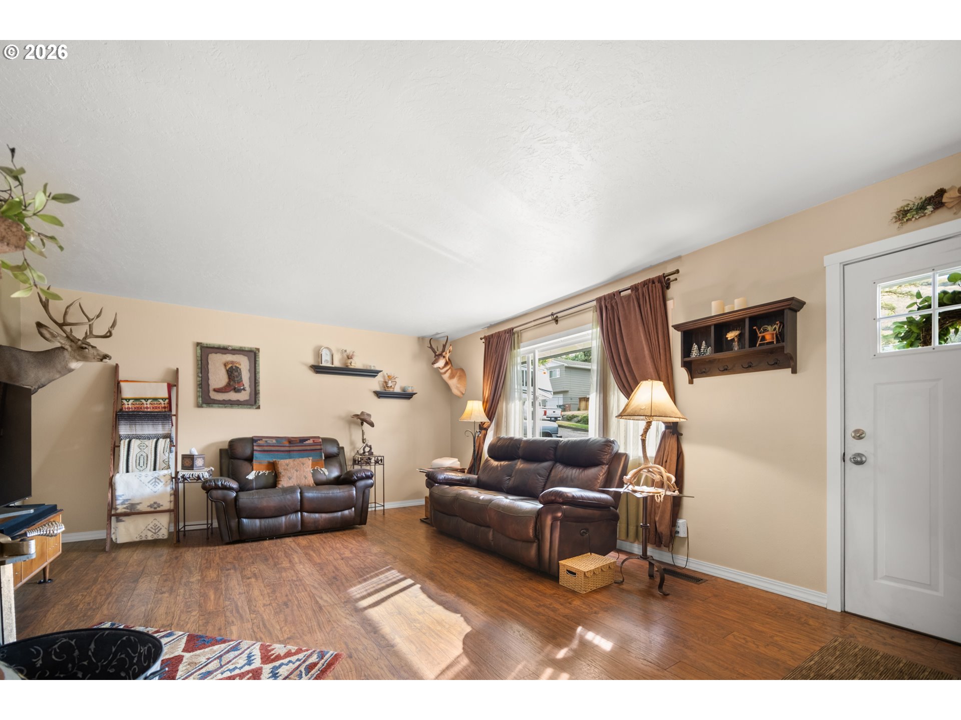 95 Cedar St Property Photo 4
