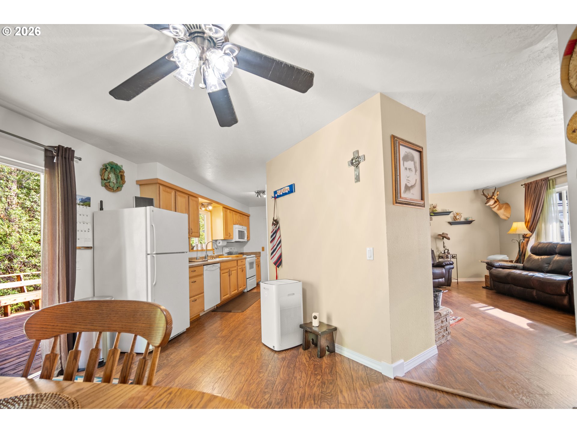 95 Cedar St Property Photo 11