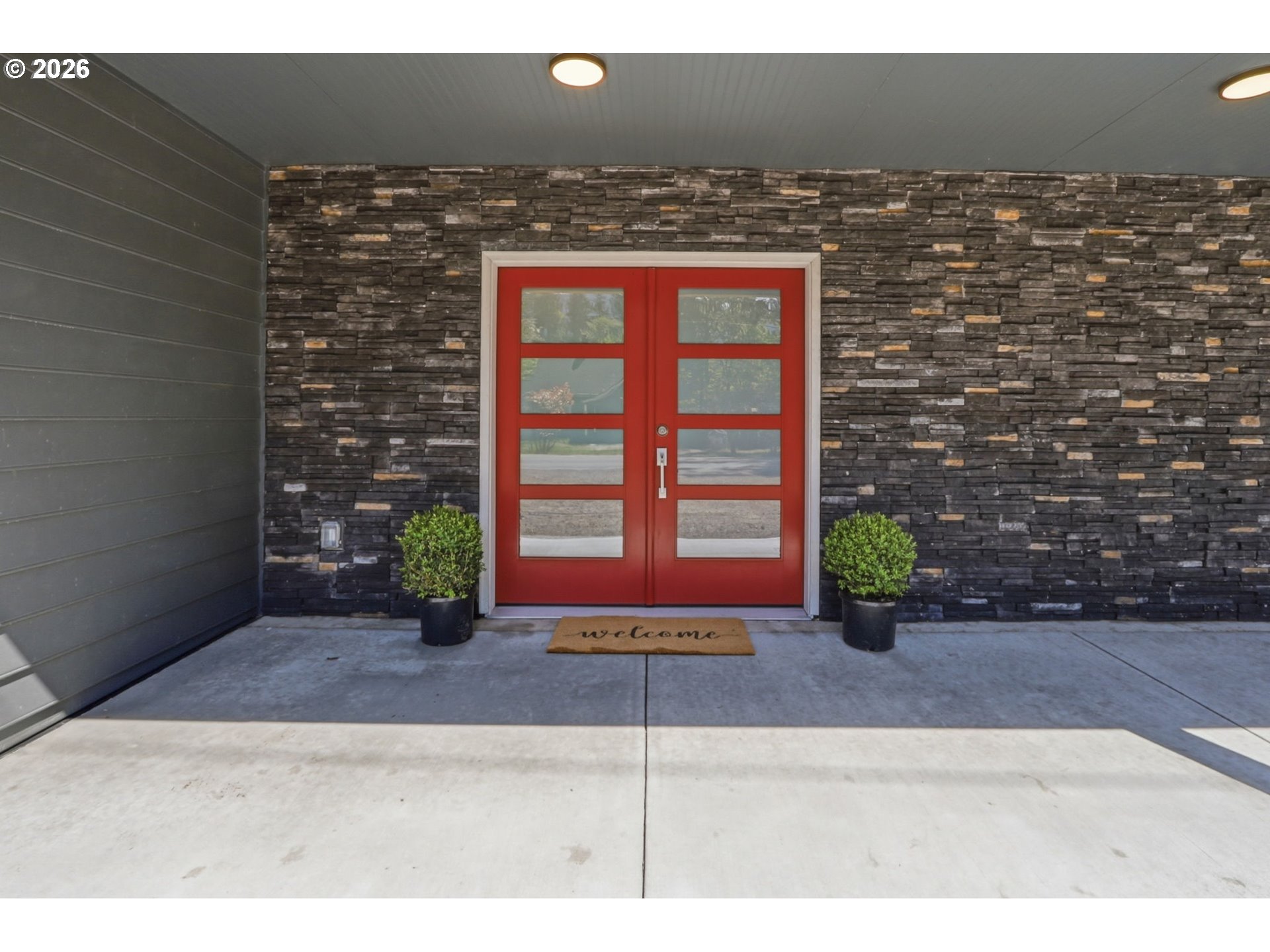 64701 E Brightwood Loop Rd Property Photo 3