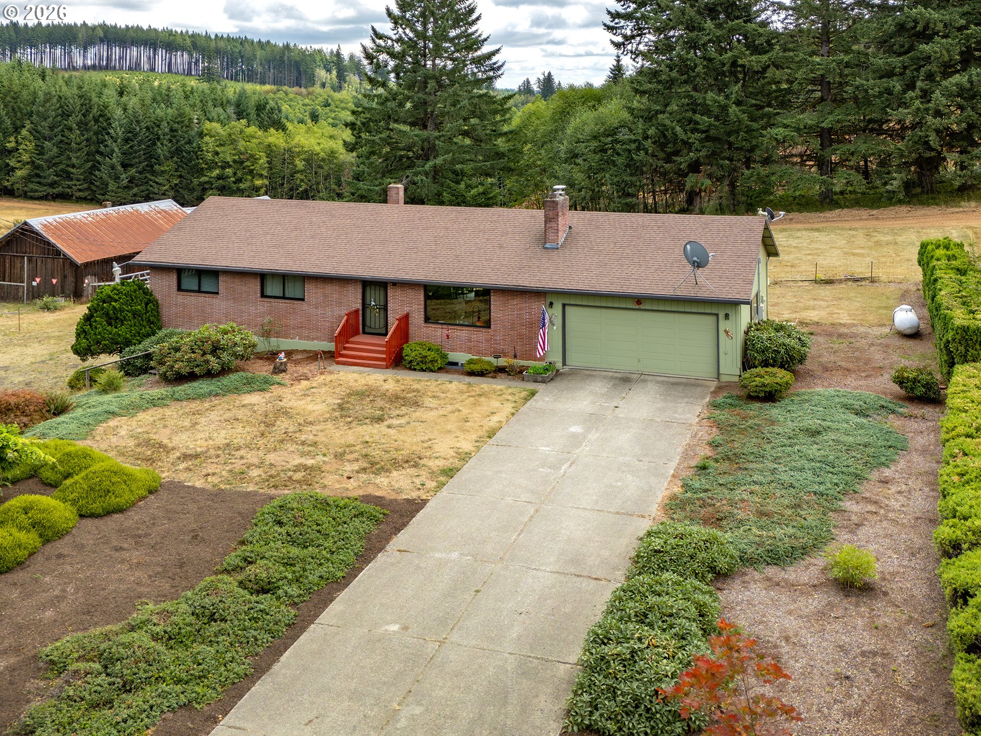 25420 Nw Pumpkin Ridge Rd Property Photo 1