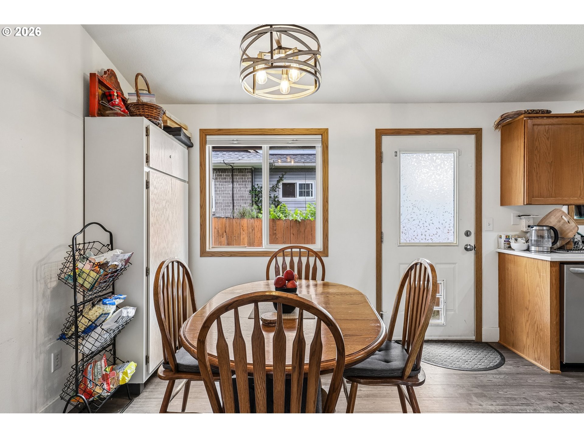 608 Se Sumner St Property Photo 8