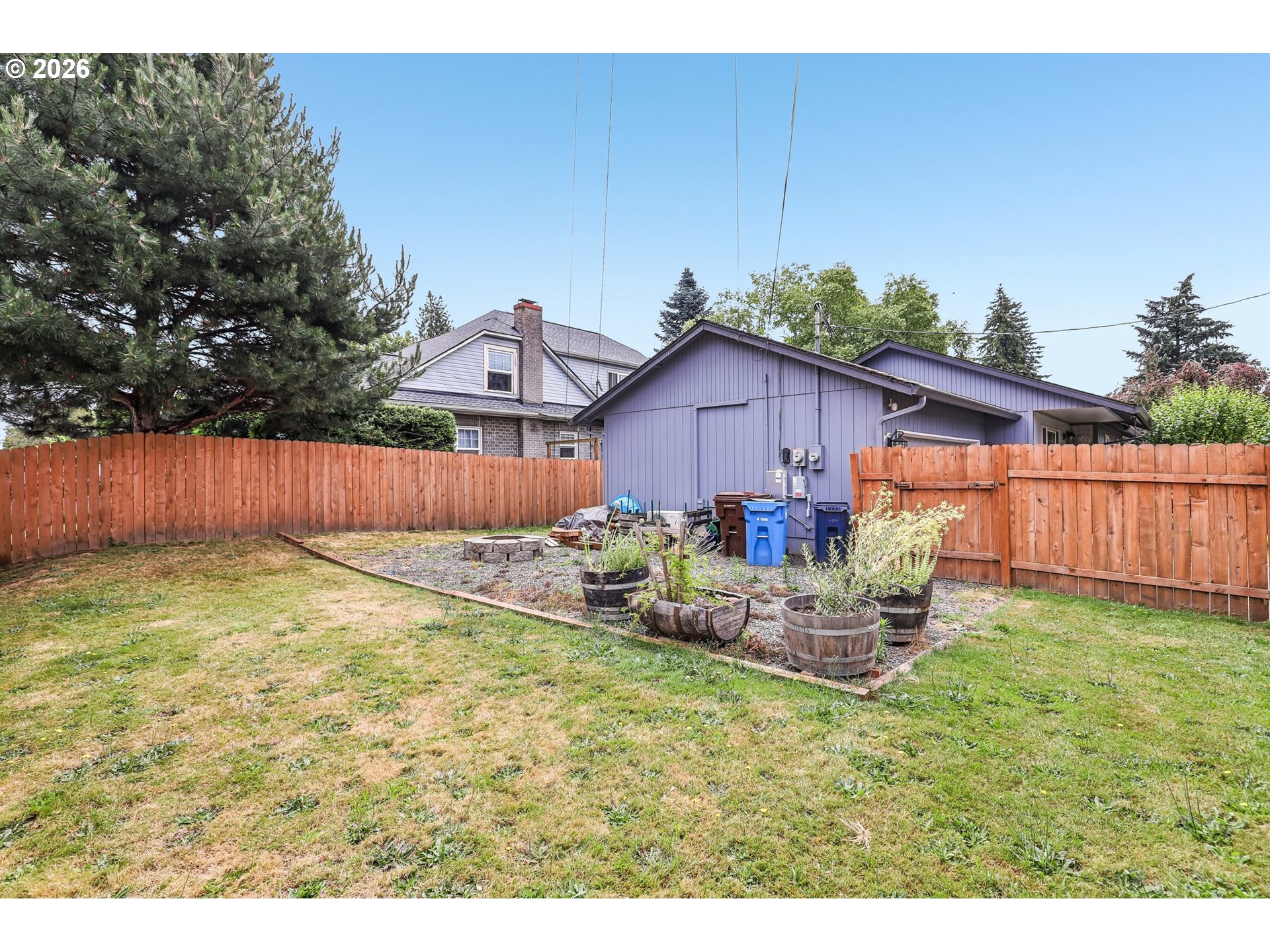 608 Se Sumner St Property Photo 28