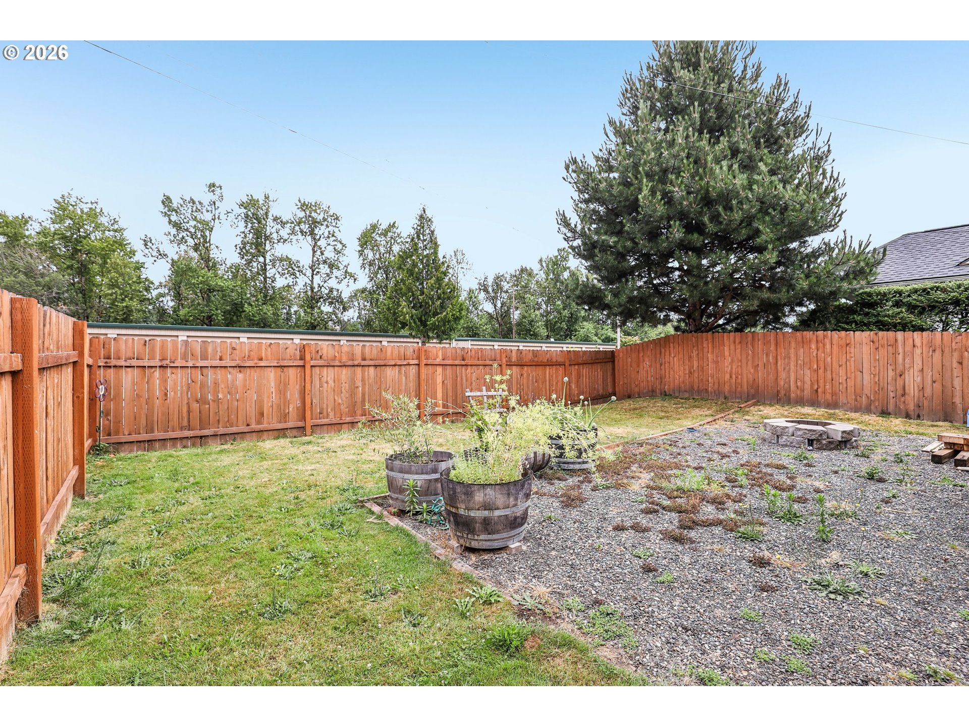 608 Se Sumner St Property Photo 29