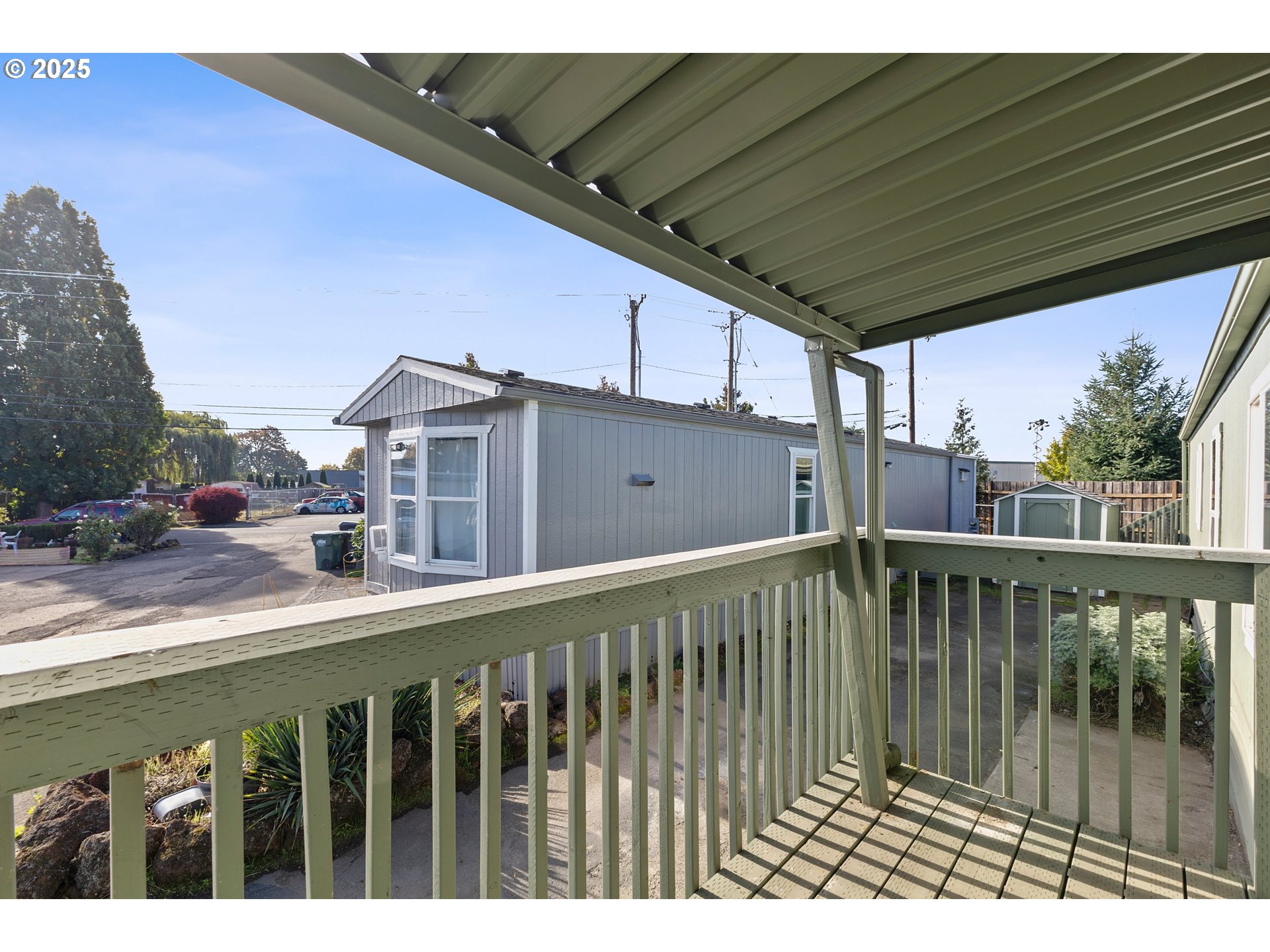 535 Sw Maple St 2 Property Photo 16