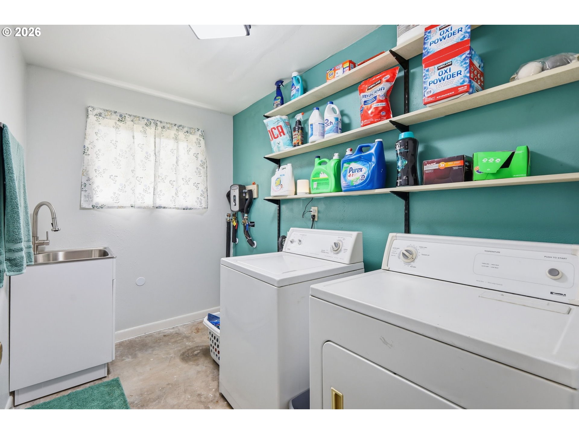 405 Kent St Property Photo 20