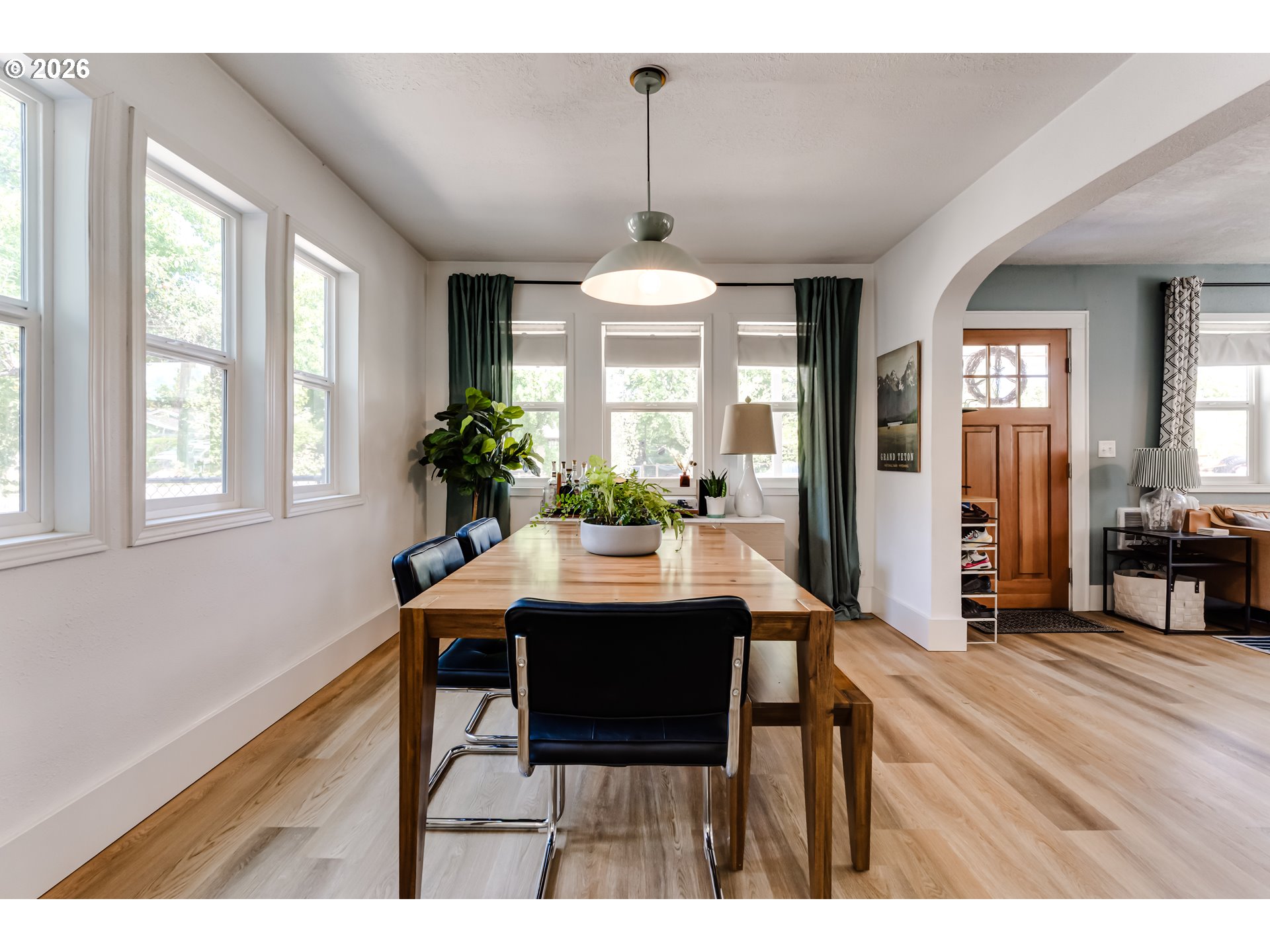 1722 Olive St Property Photo 8