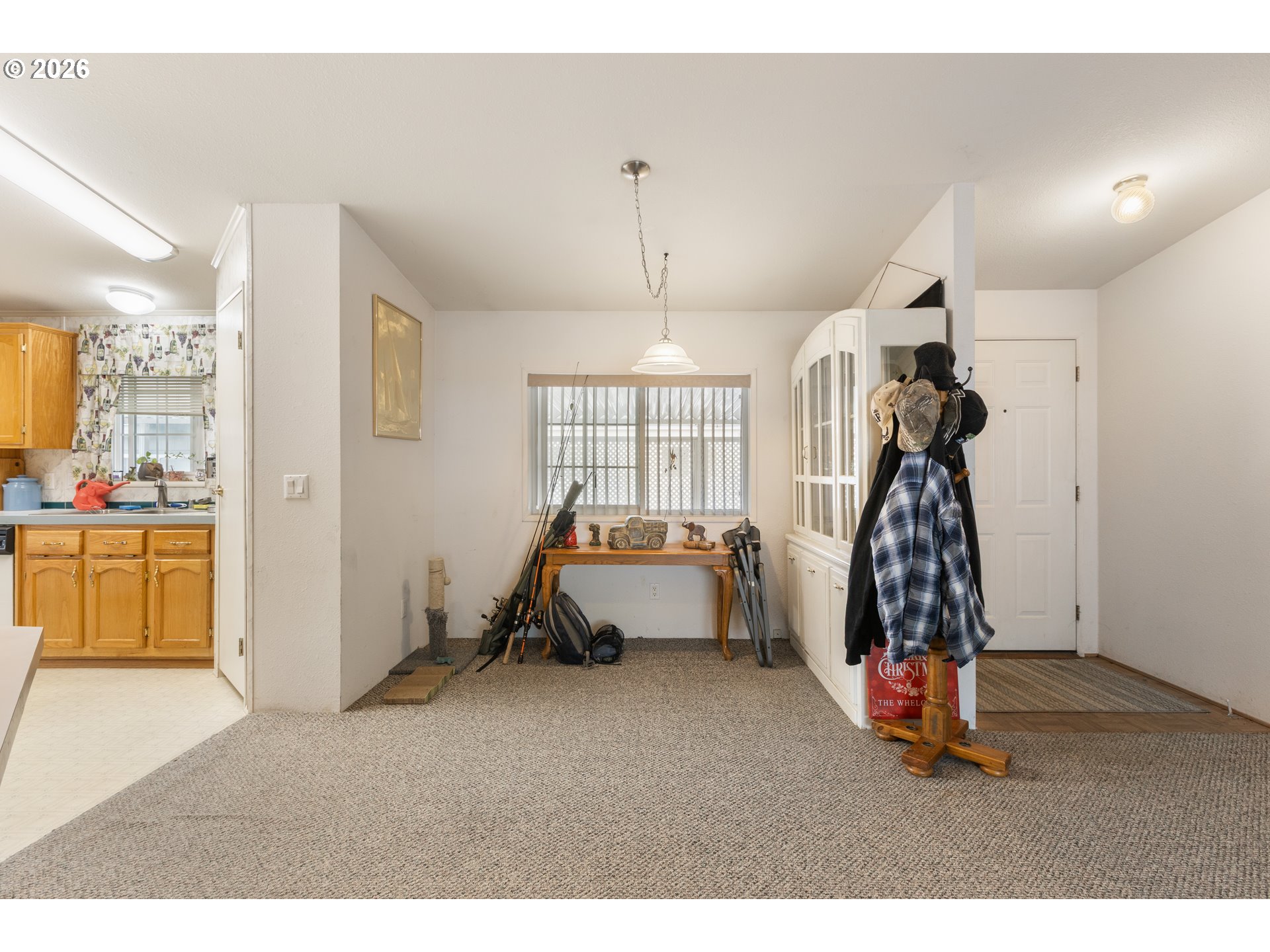 550 S State St 15 Property Photo 11