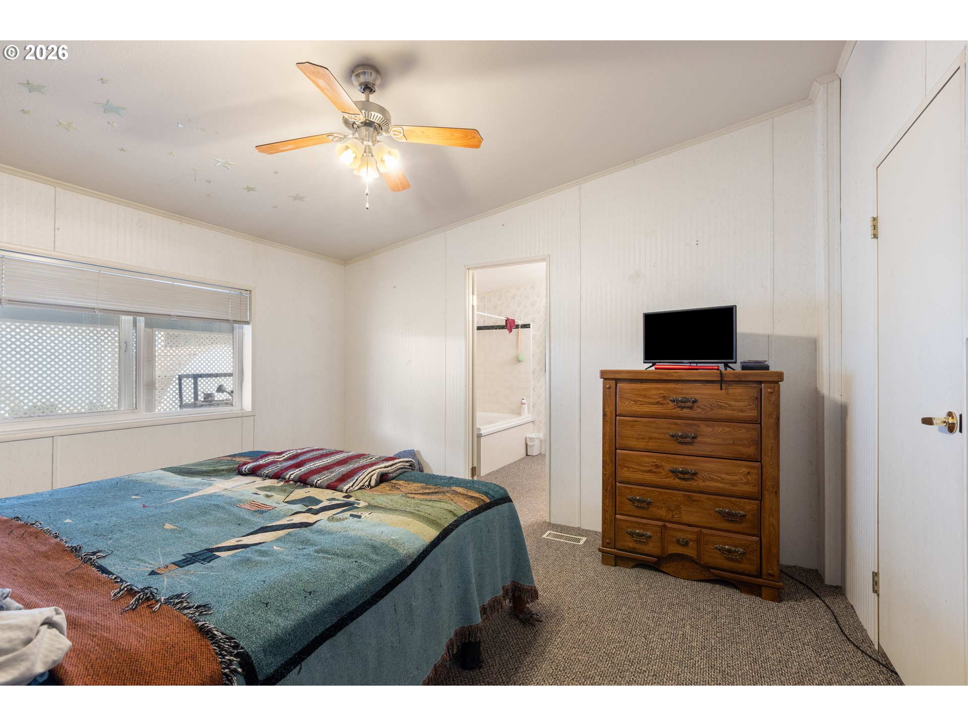550 S State St 15 Property Photo 17