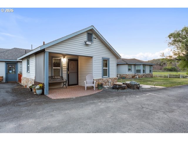 40290 Beaver Creek Loop Property Photo 6