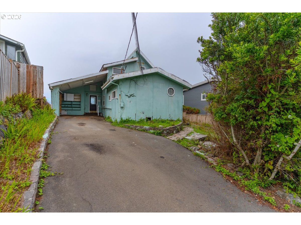 2545 Sw Anchor Ave Property Photo 1
