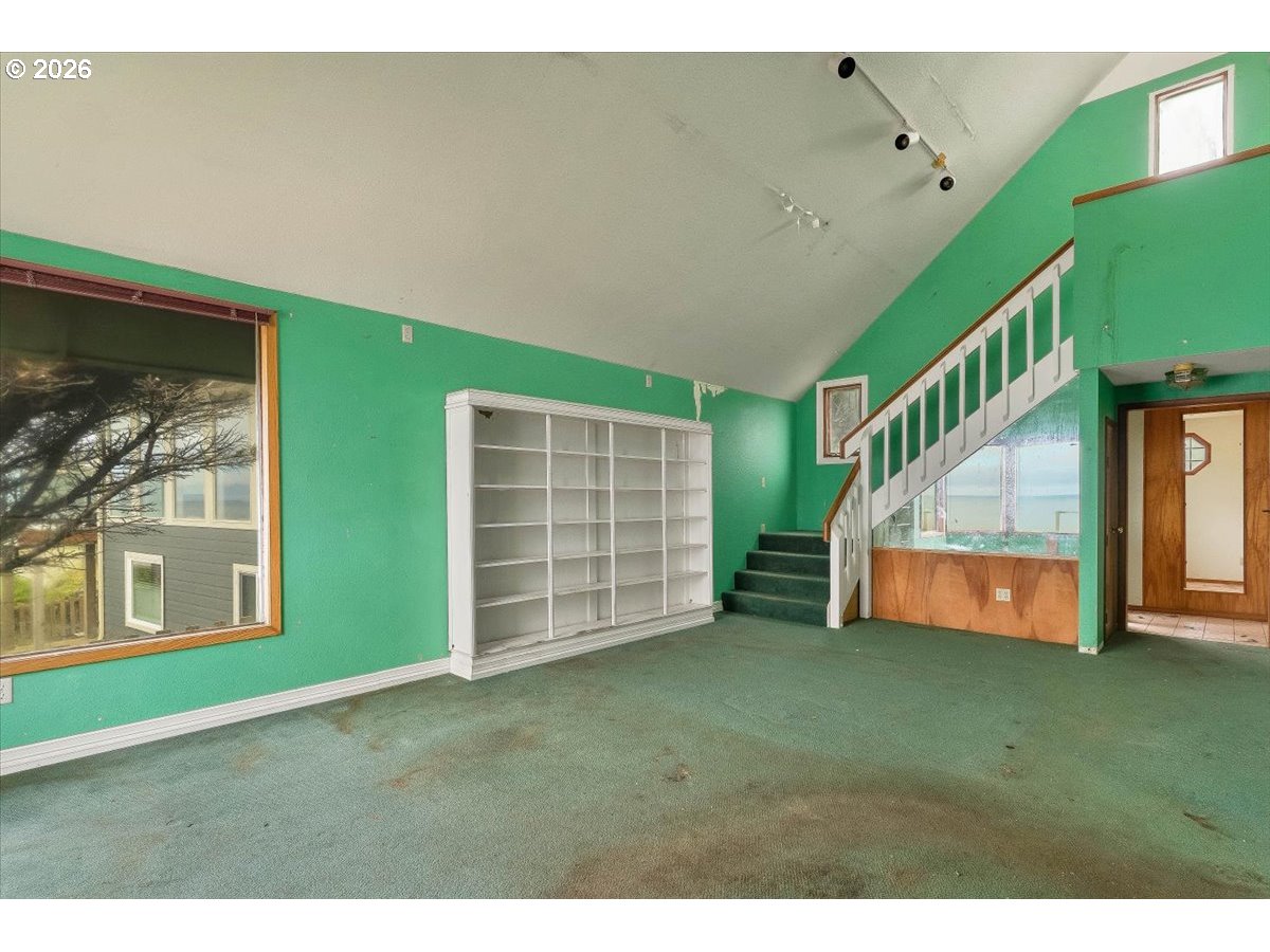 2545 Sw Anchor Ave Property Photo 12