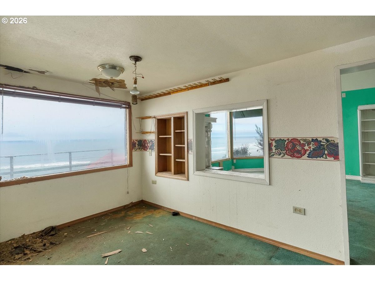 2545 Sw Anchor Ave Property Photo 13