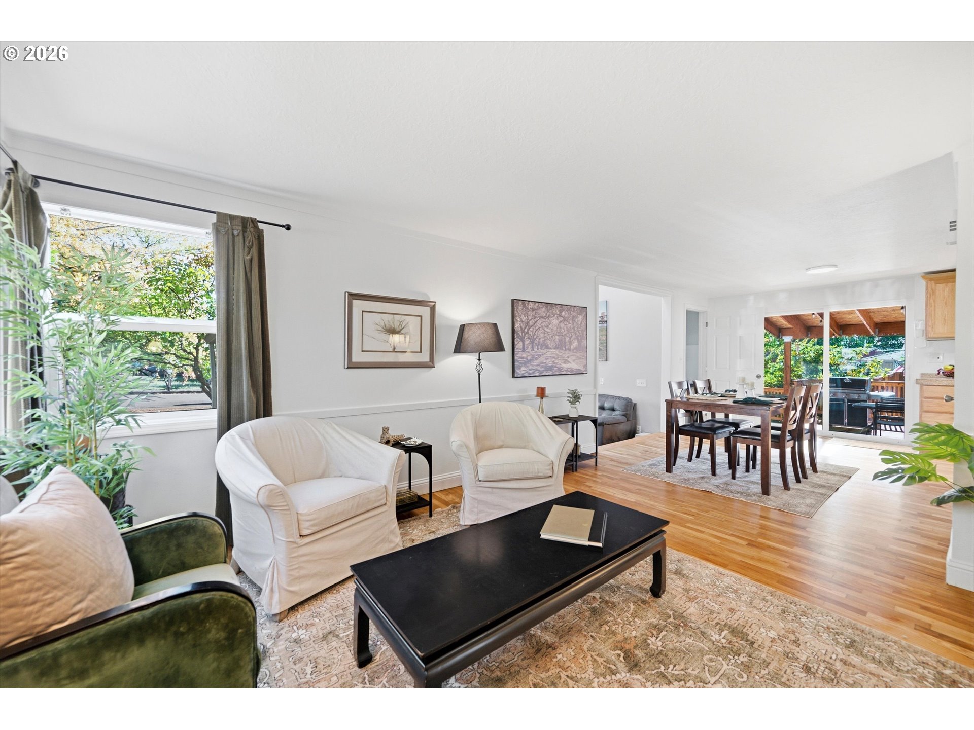 17811 Se Cook St Property Photo 2