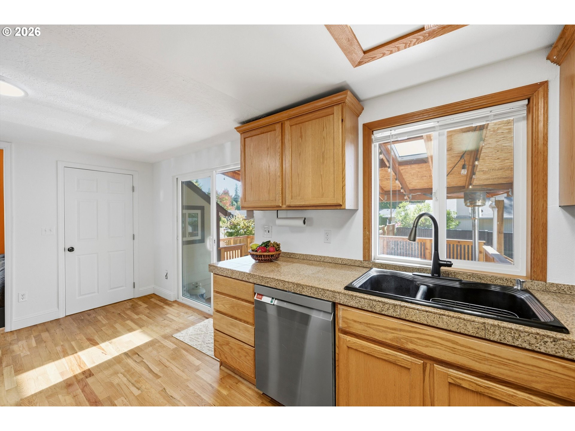 17811 Se Cook St Property Photo 14