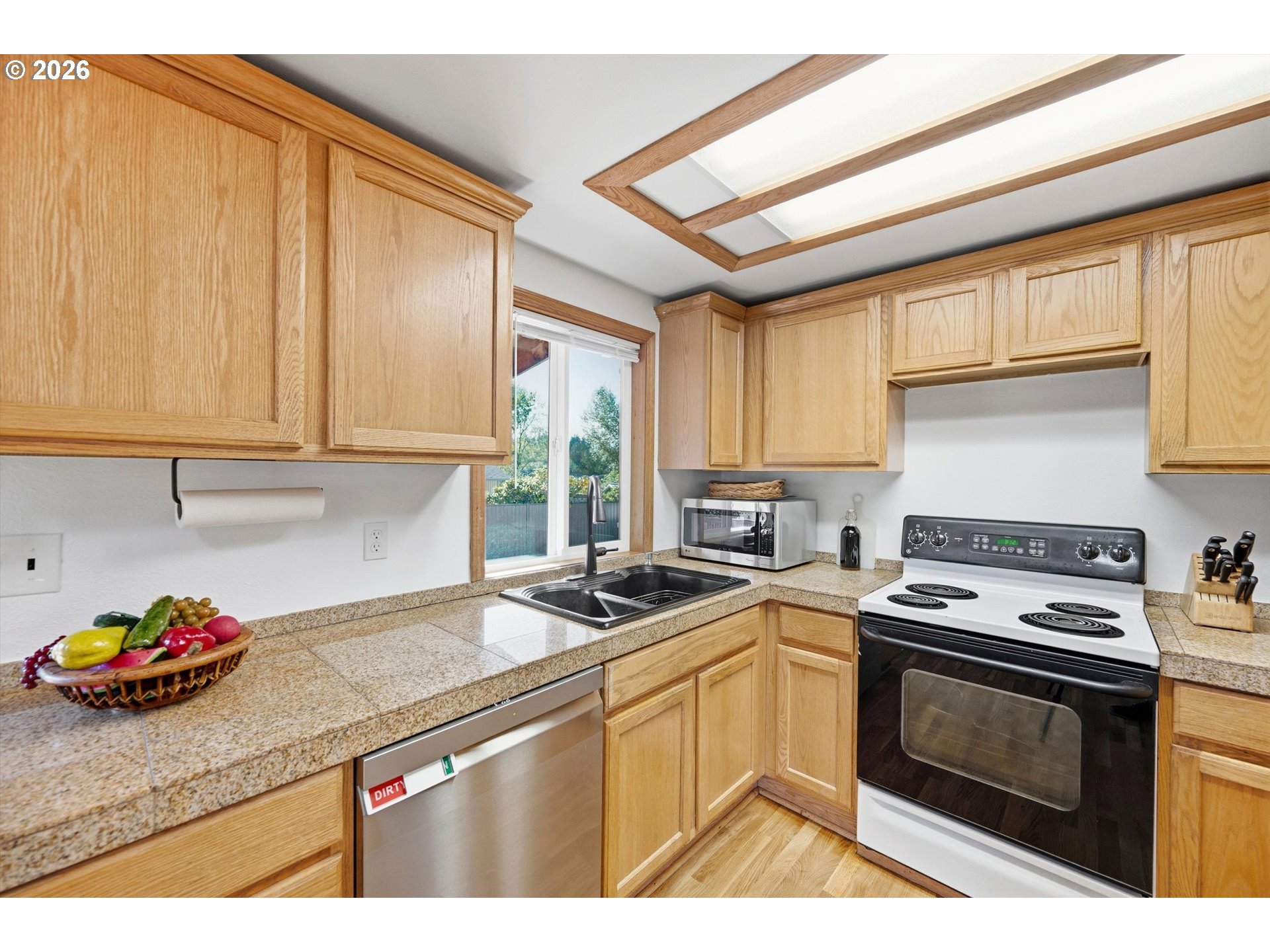 17811 Se Cook St Property Photo 16