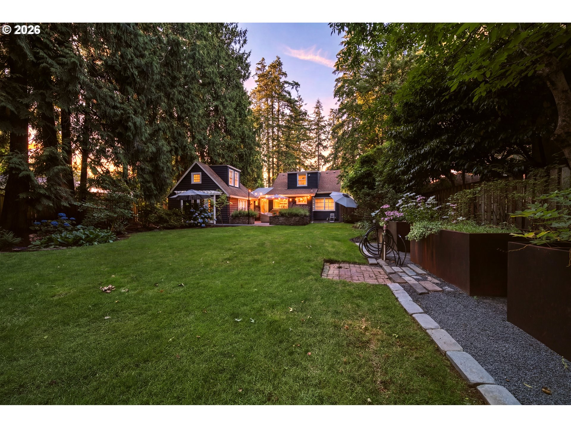 4428 Sunset Dr Property Photo 6
