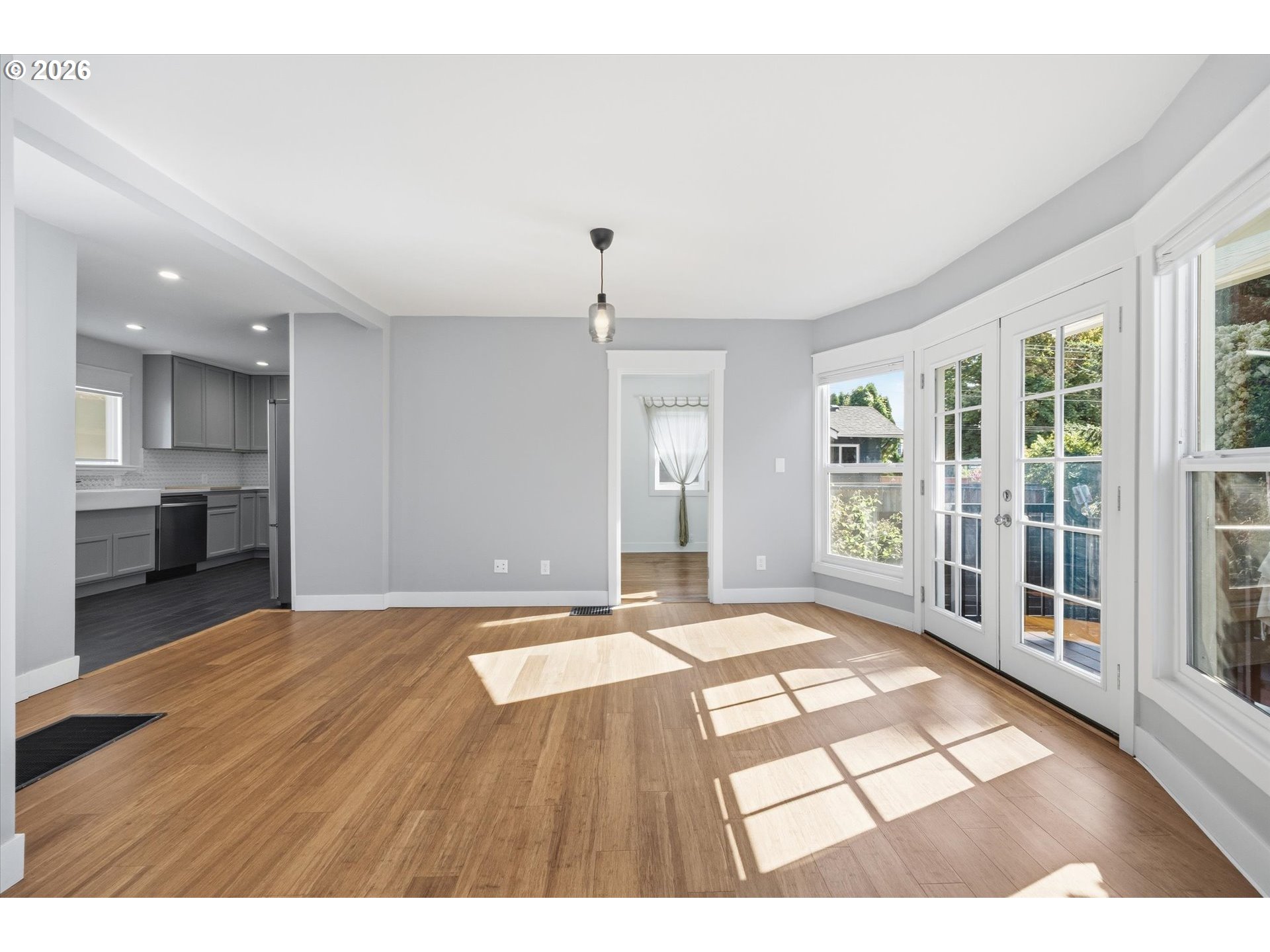 4806 N Gantenbein Ave Property Photo 11