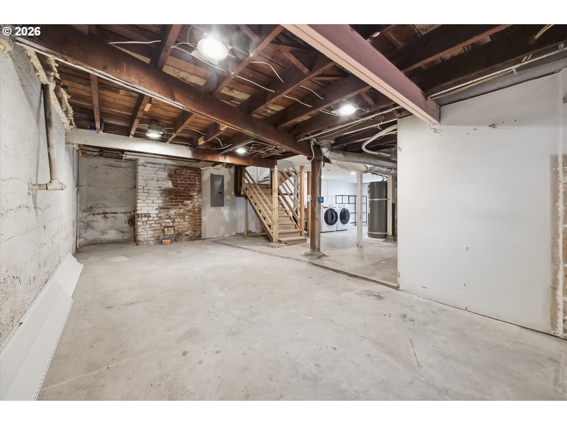 4806 N Gantenbein Ave Property Photo 37