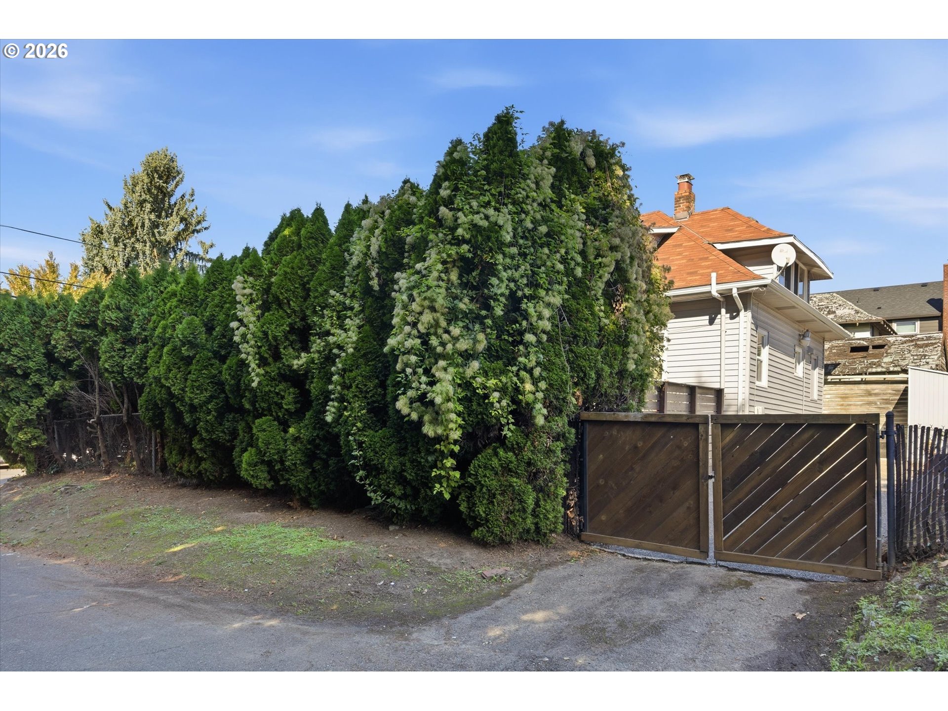 4806 N Gantenbein Ave Property Photo 44