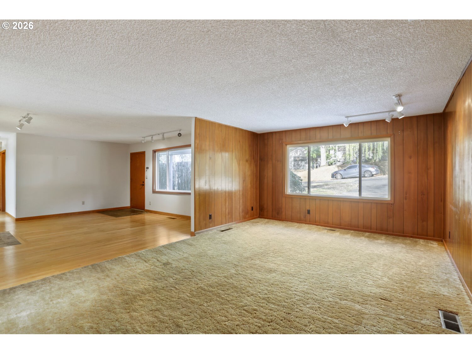 6440 Sw Huber St Property Photo 13