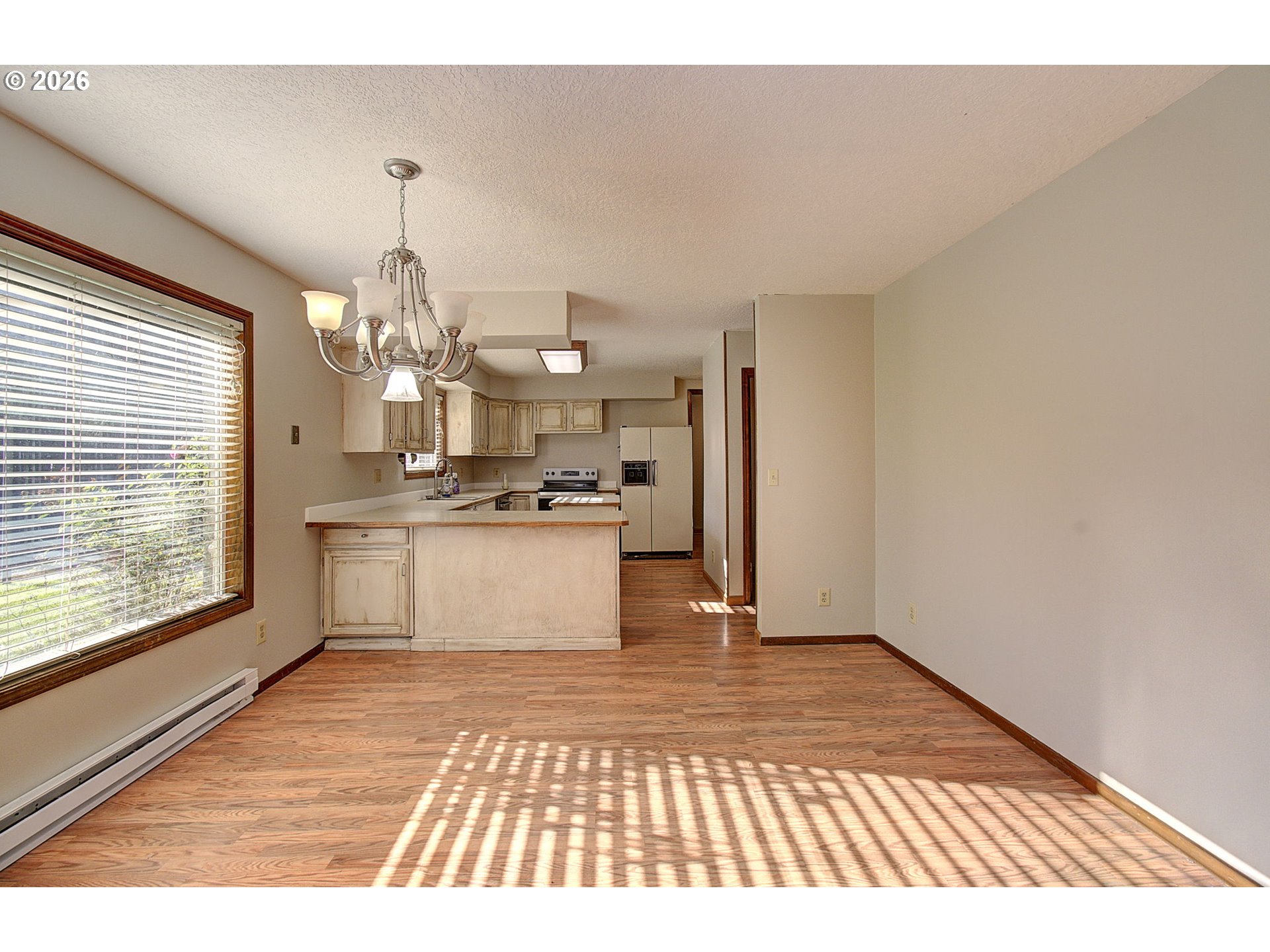 100 Inglewood Dr Property Photo 4
