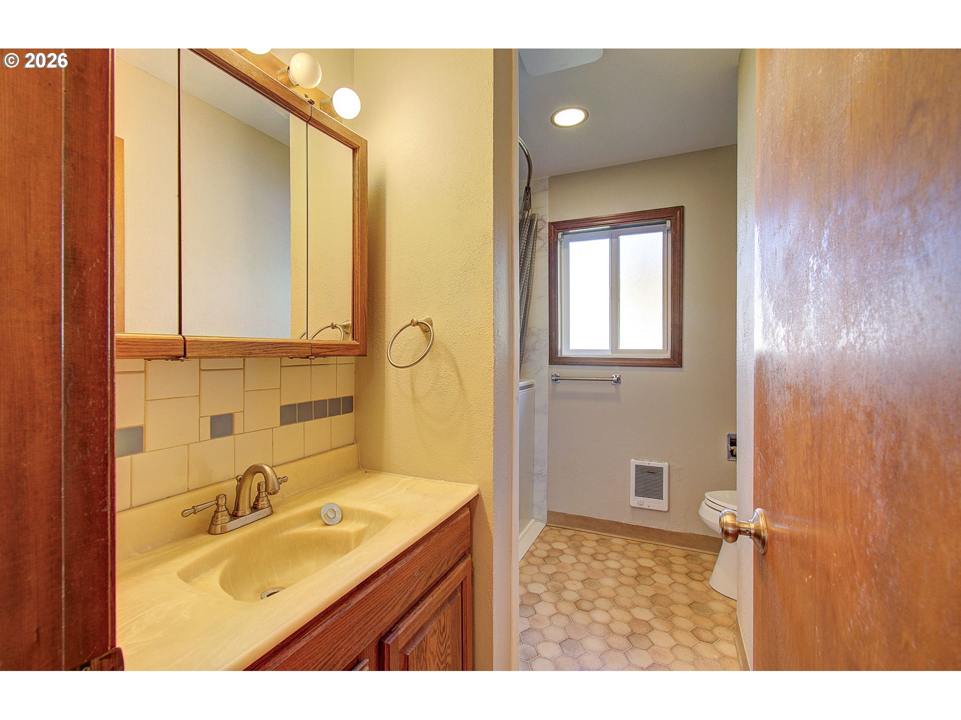 100 Inglewood Dr Property Photo 18