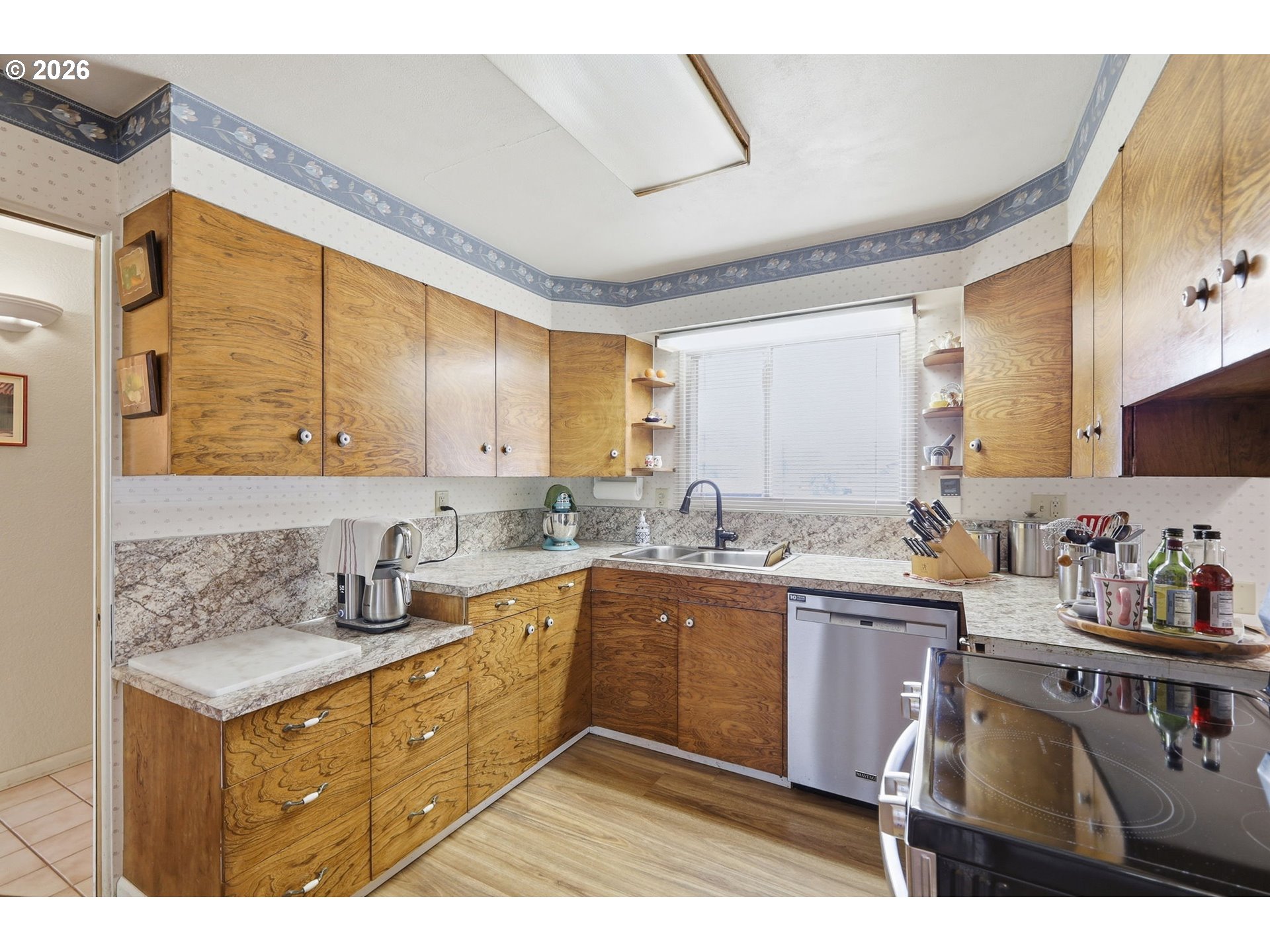 1504 Green Acres Rd Property Photo 16
