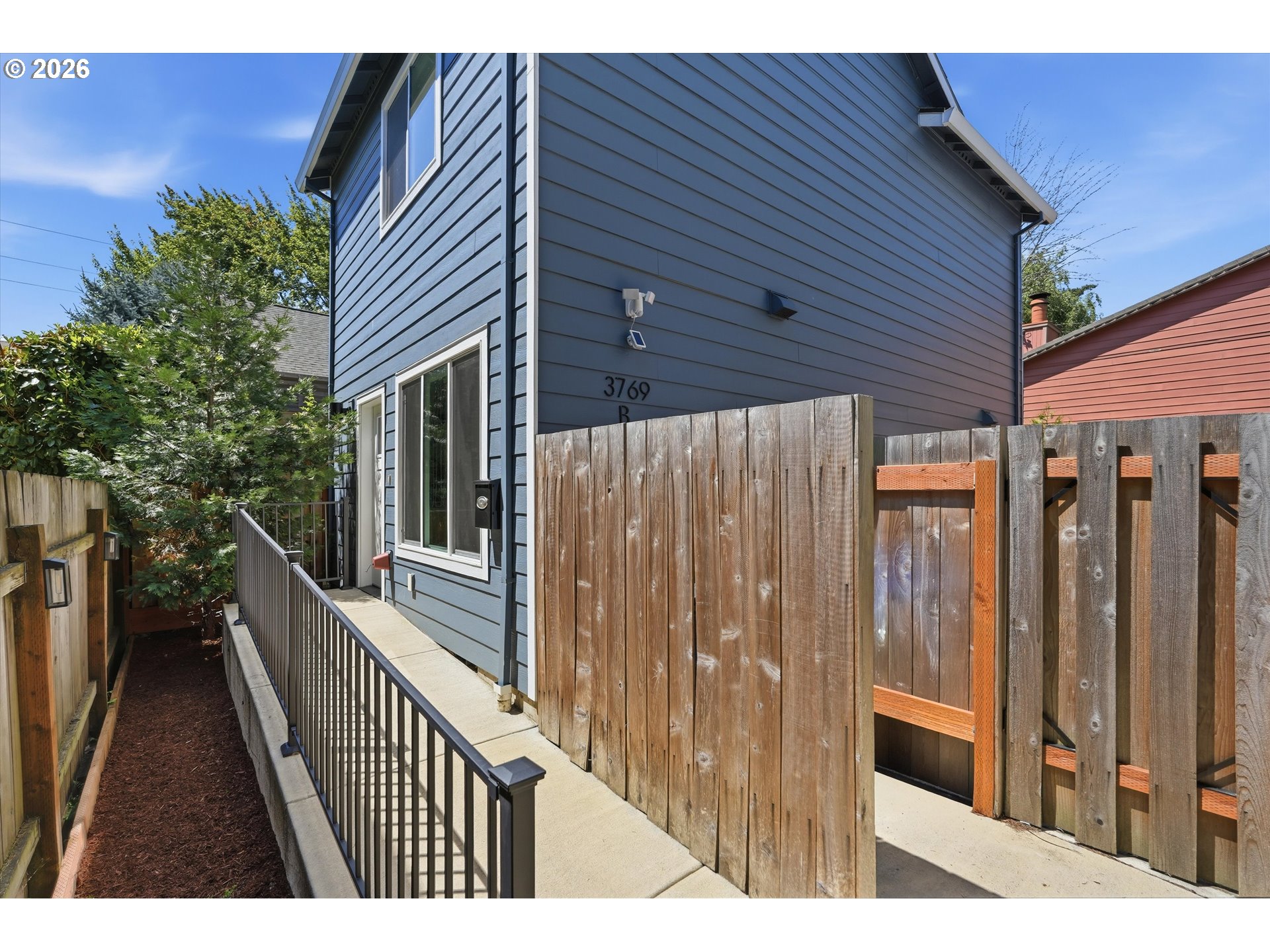 3769 Se 43rd Ave B Property Photo 2