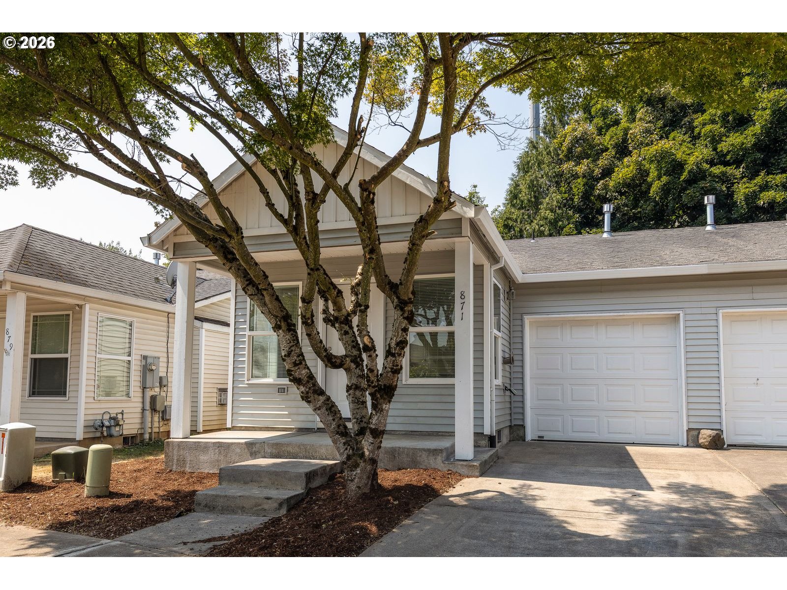 871 Sw Junction Pl Property Photo 1