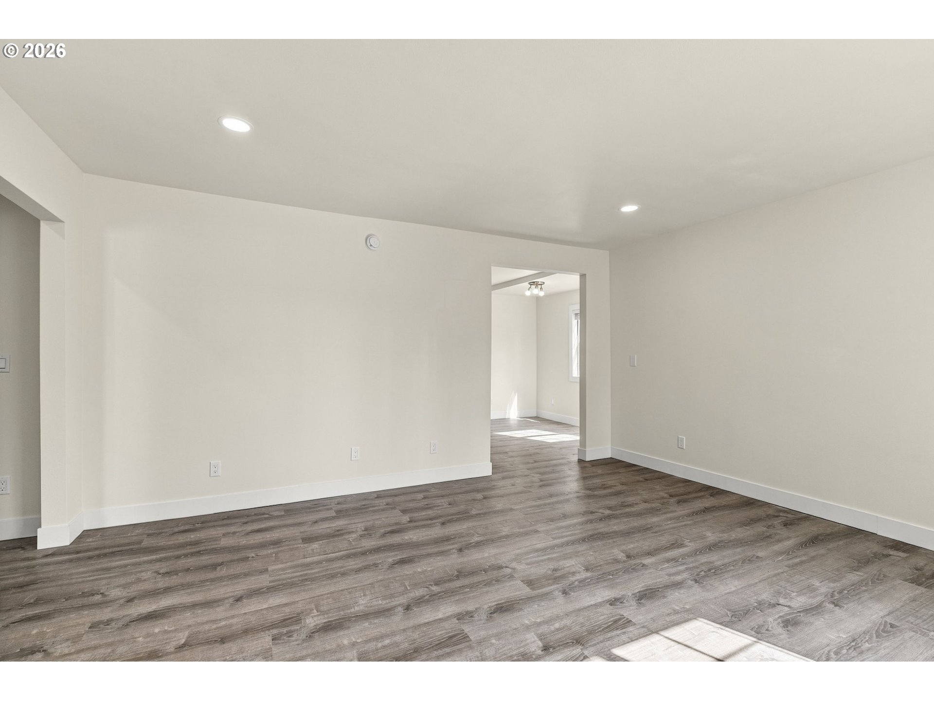 187 37th St Property Photo 15